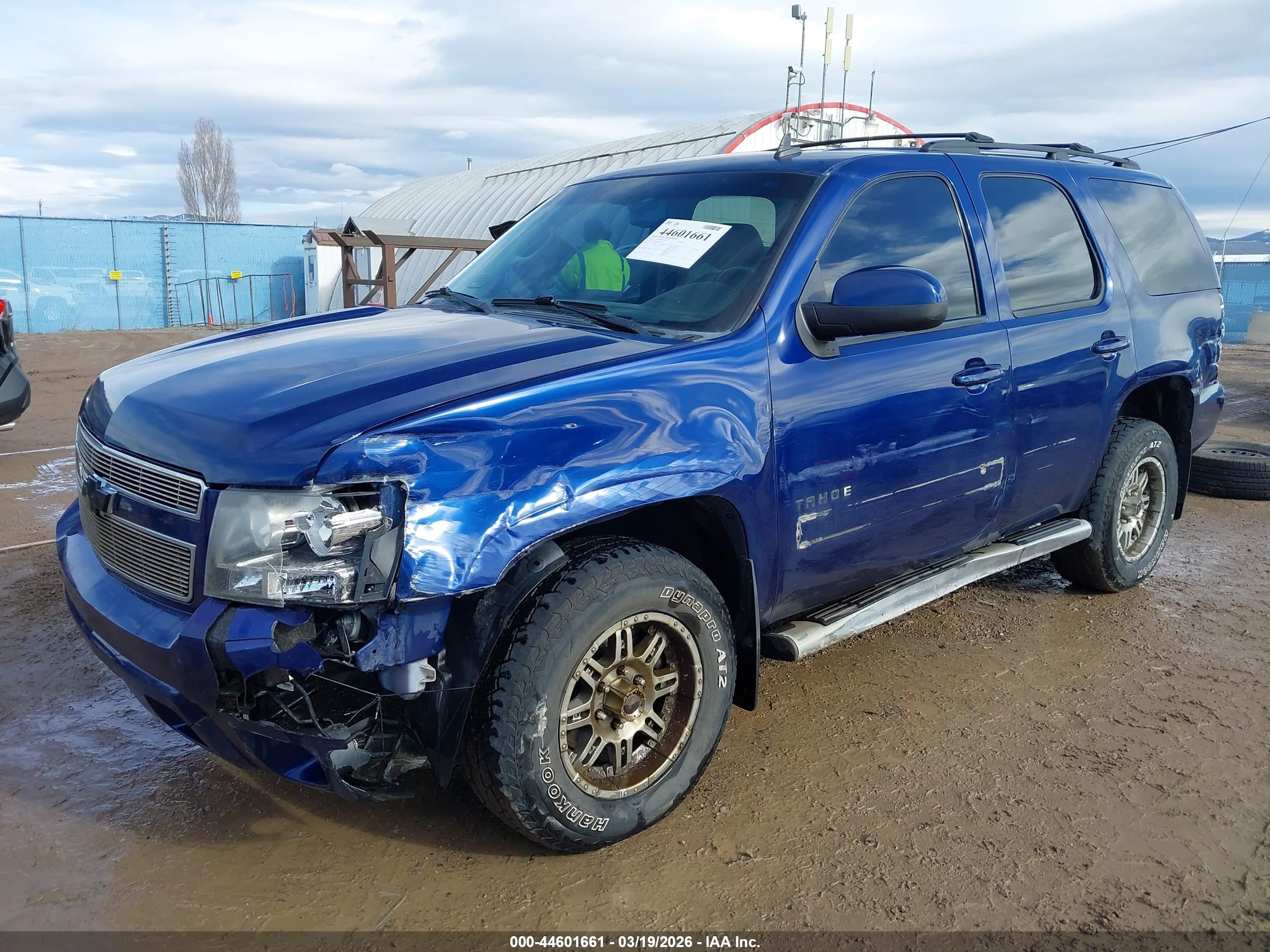 CHEVROLET TAHOE image 2