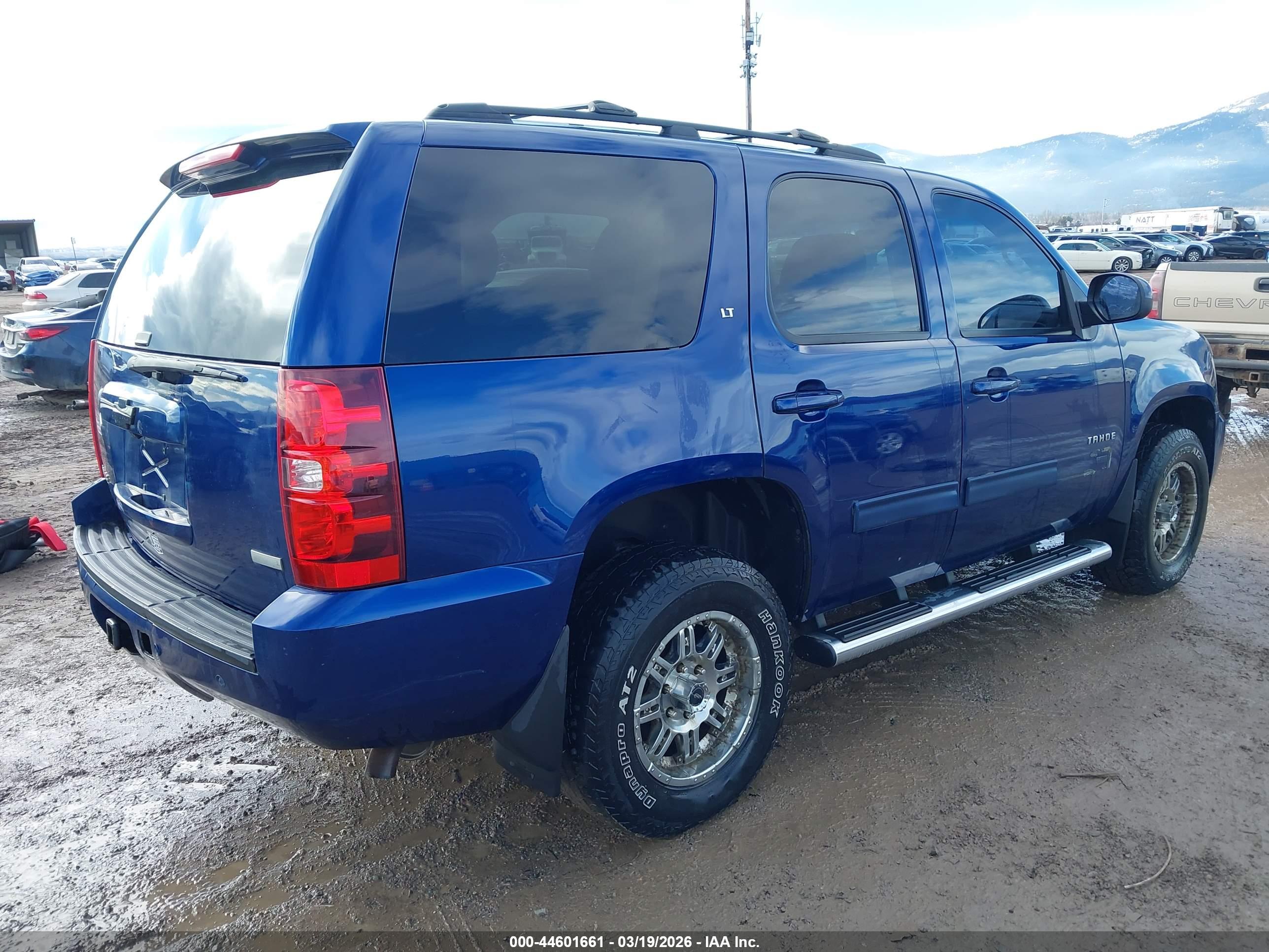CHEVROLET TAHOE image 4