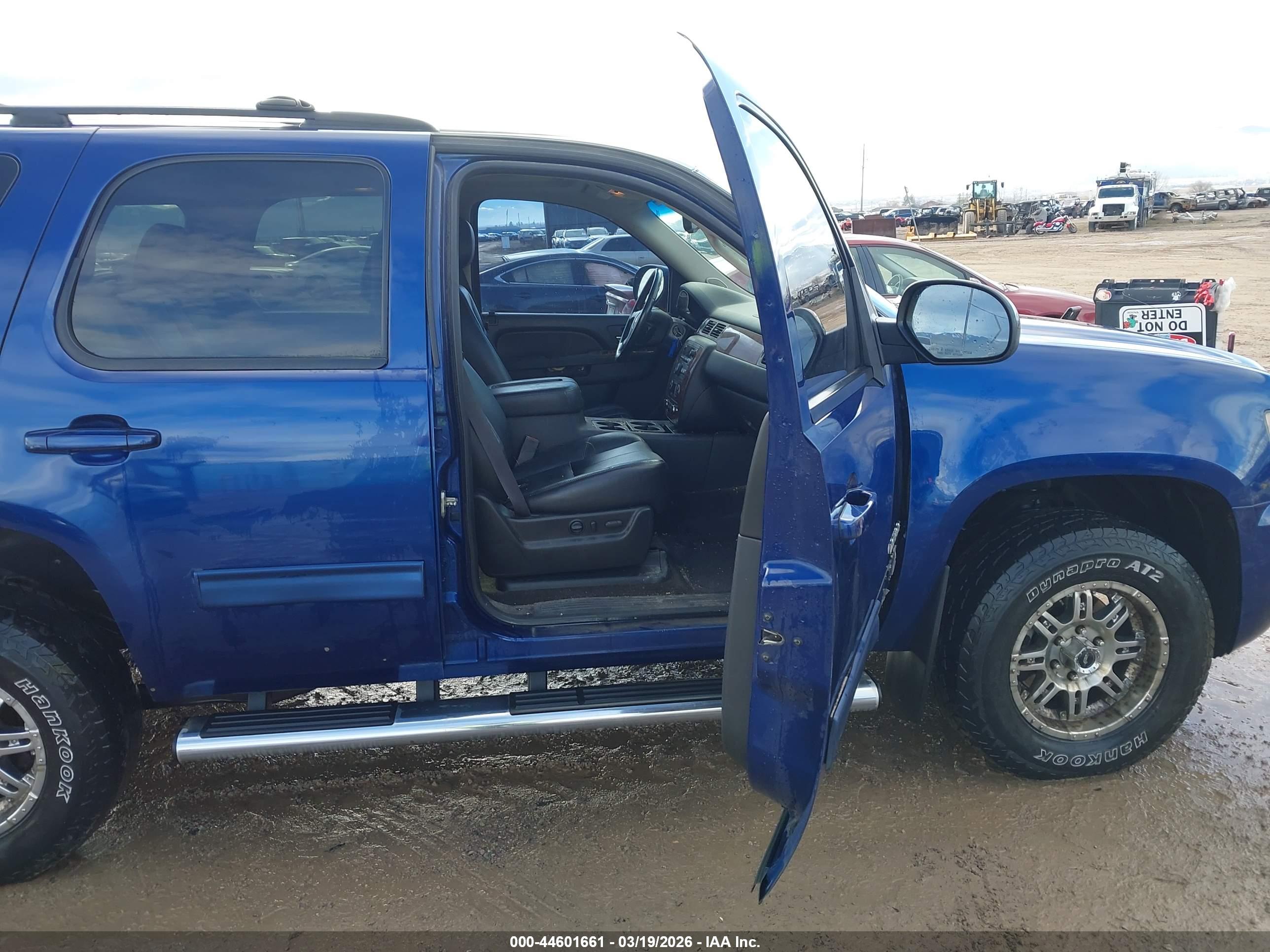 CHEVROLET TAHOE image 5