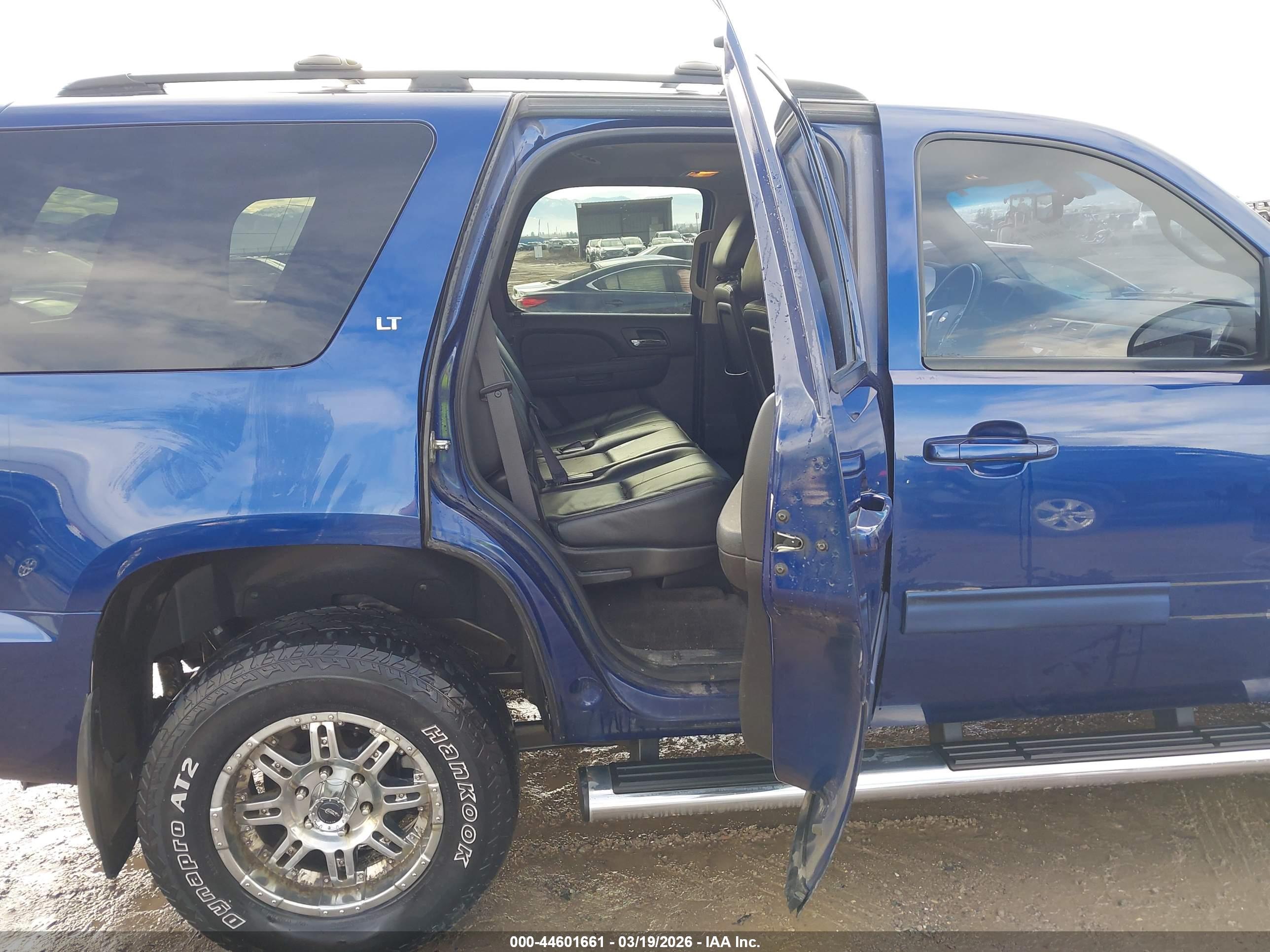 CHEVROLET TAHOE image 8