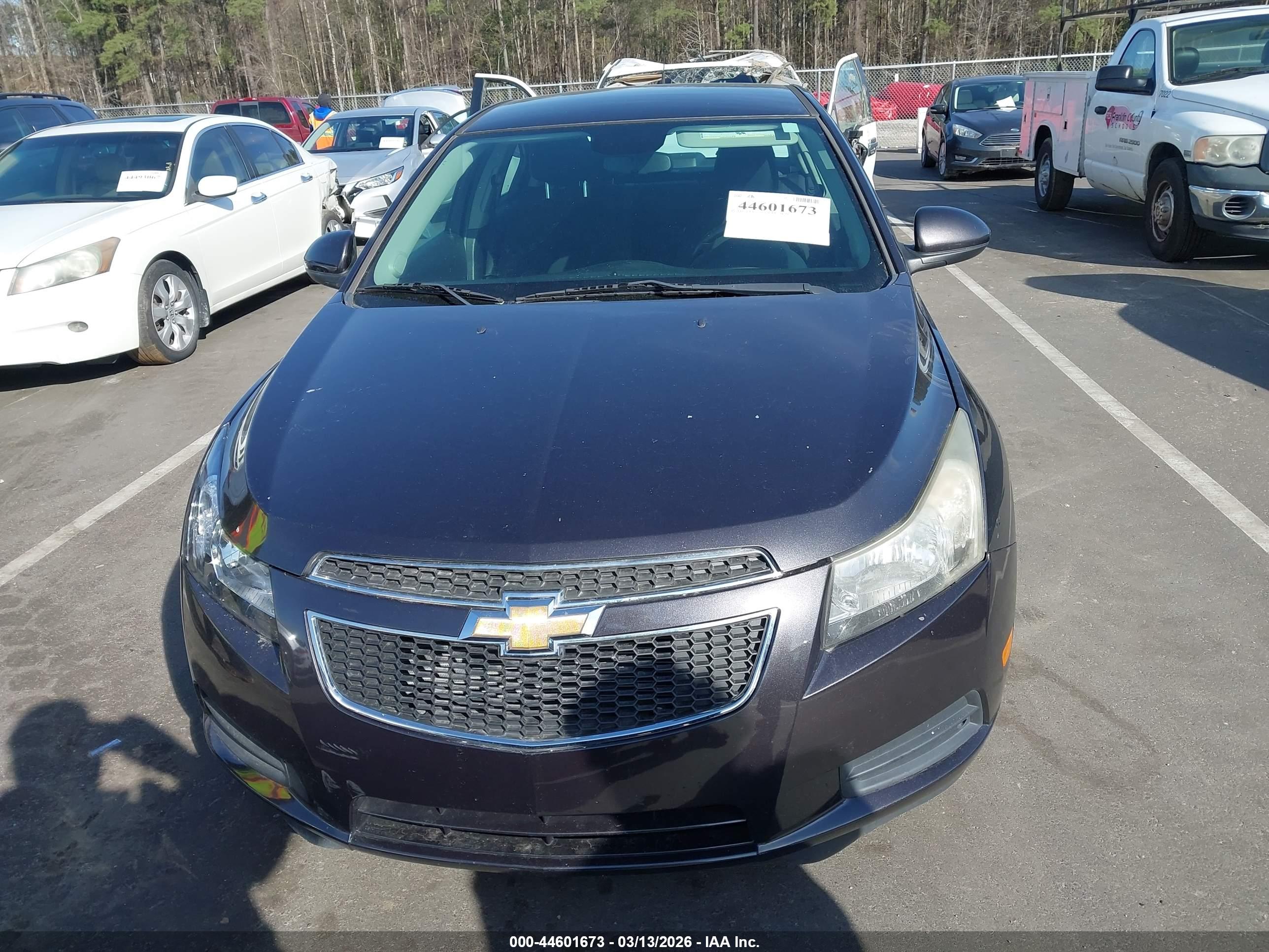 CHEVROLET CRUZE image 6