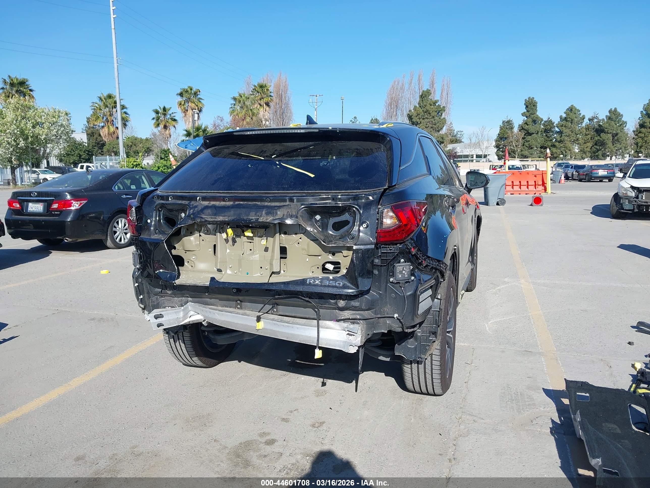 LEXUS RX image 6