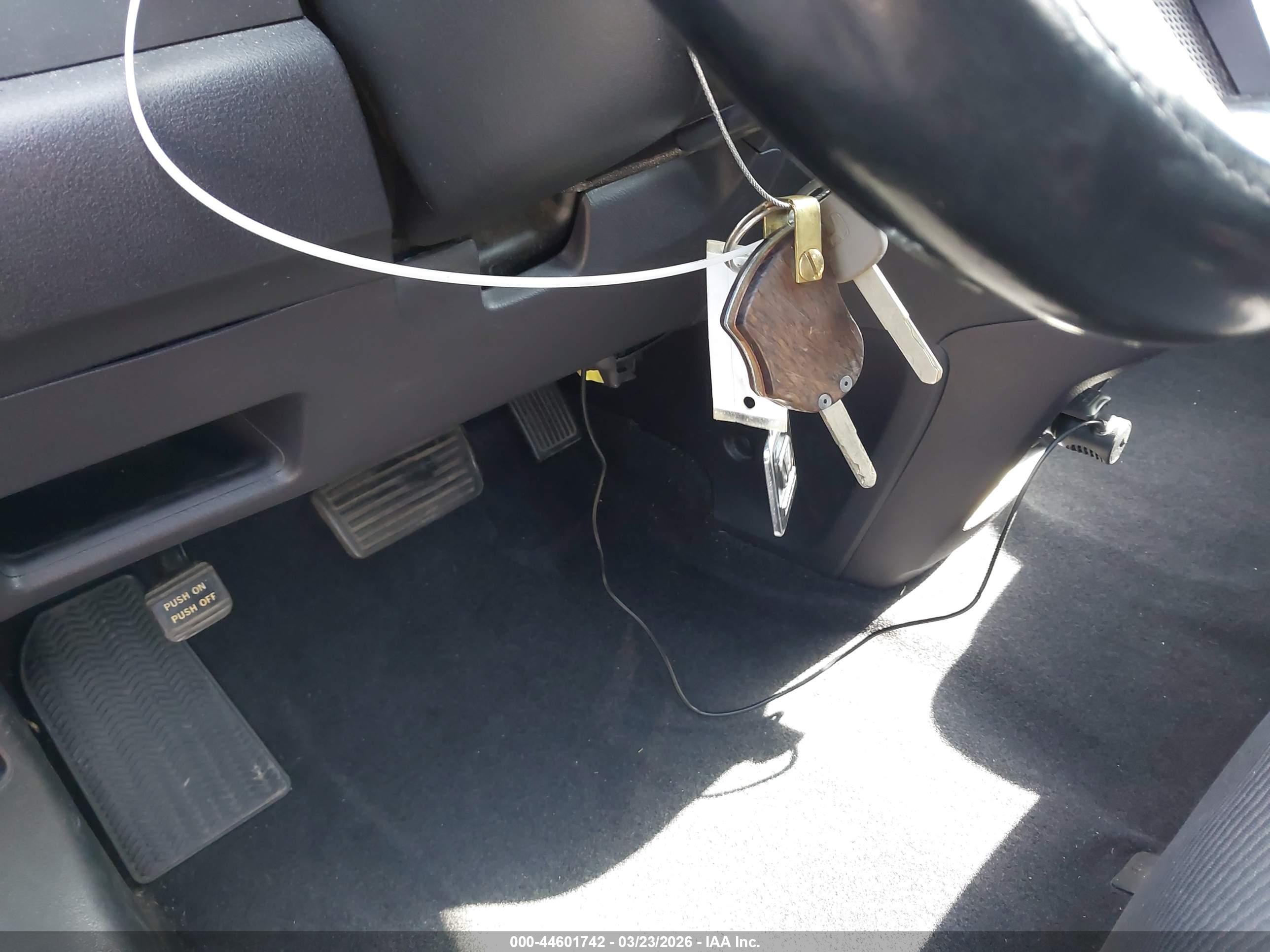 HONDA CR-V image 11