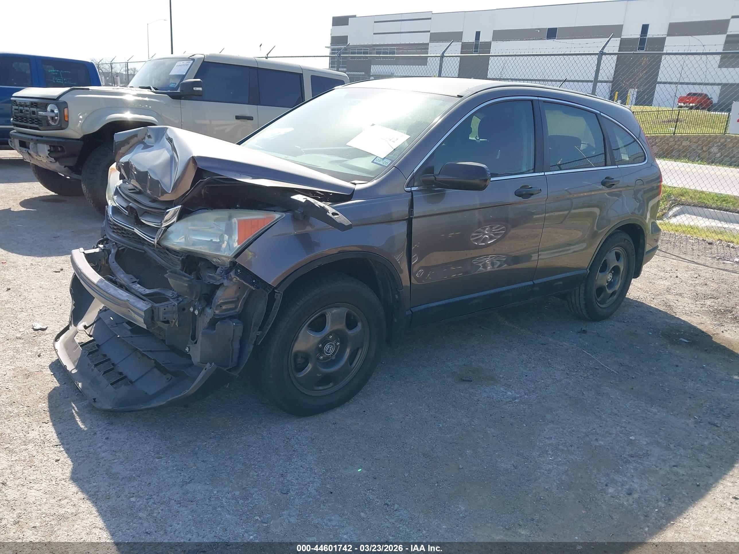 HONDA CR-V image 2