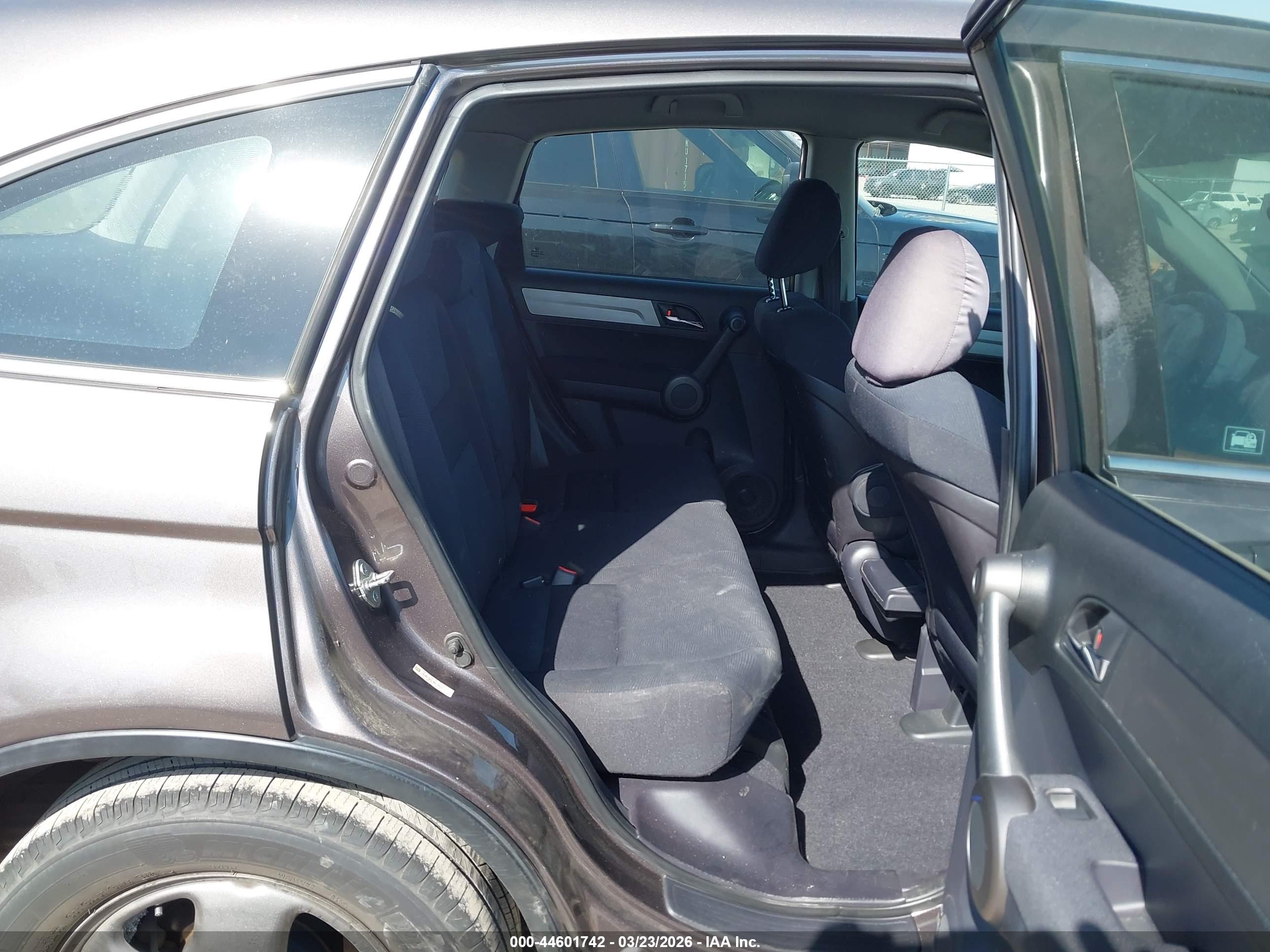 HONDA CR-V image 8