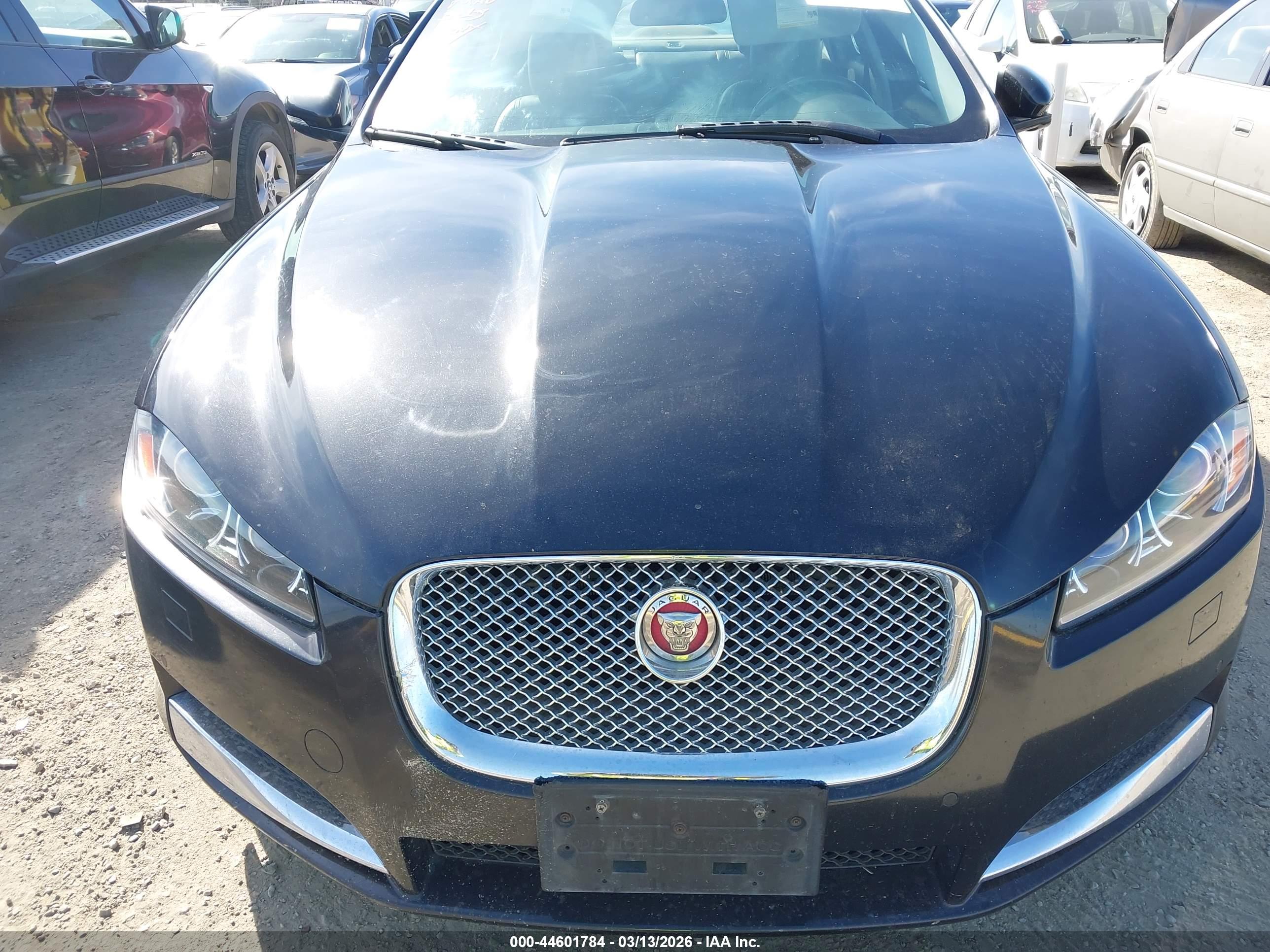 JAGUAR XF image 6