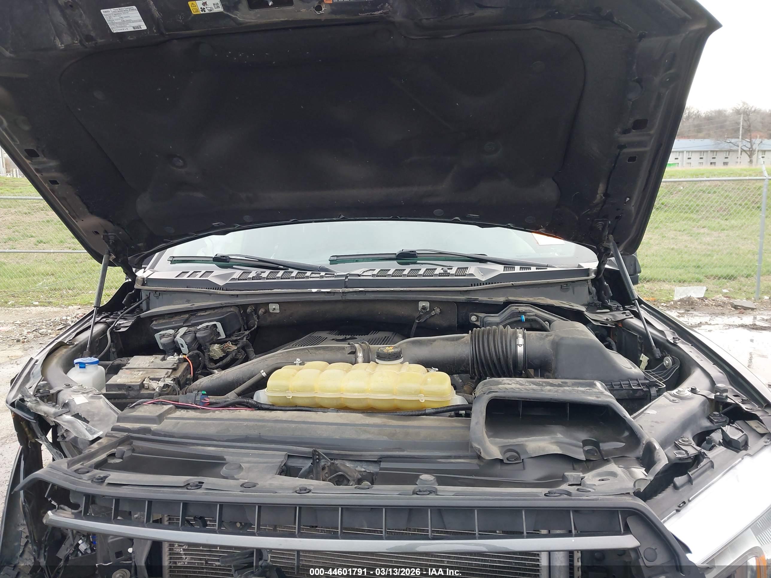 FORD F-150 image 10