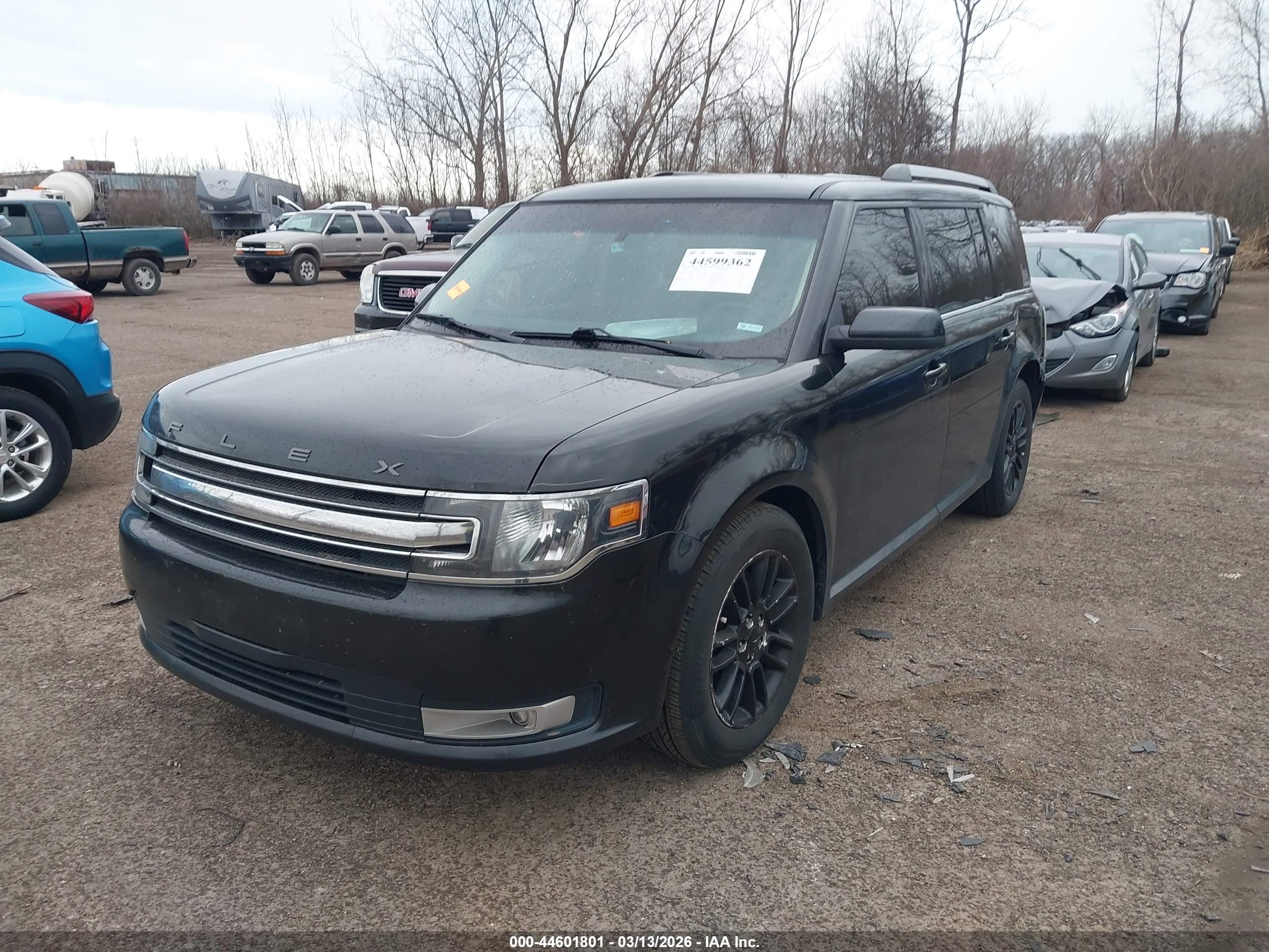 FORD FLEX image 2