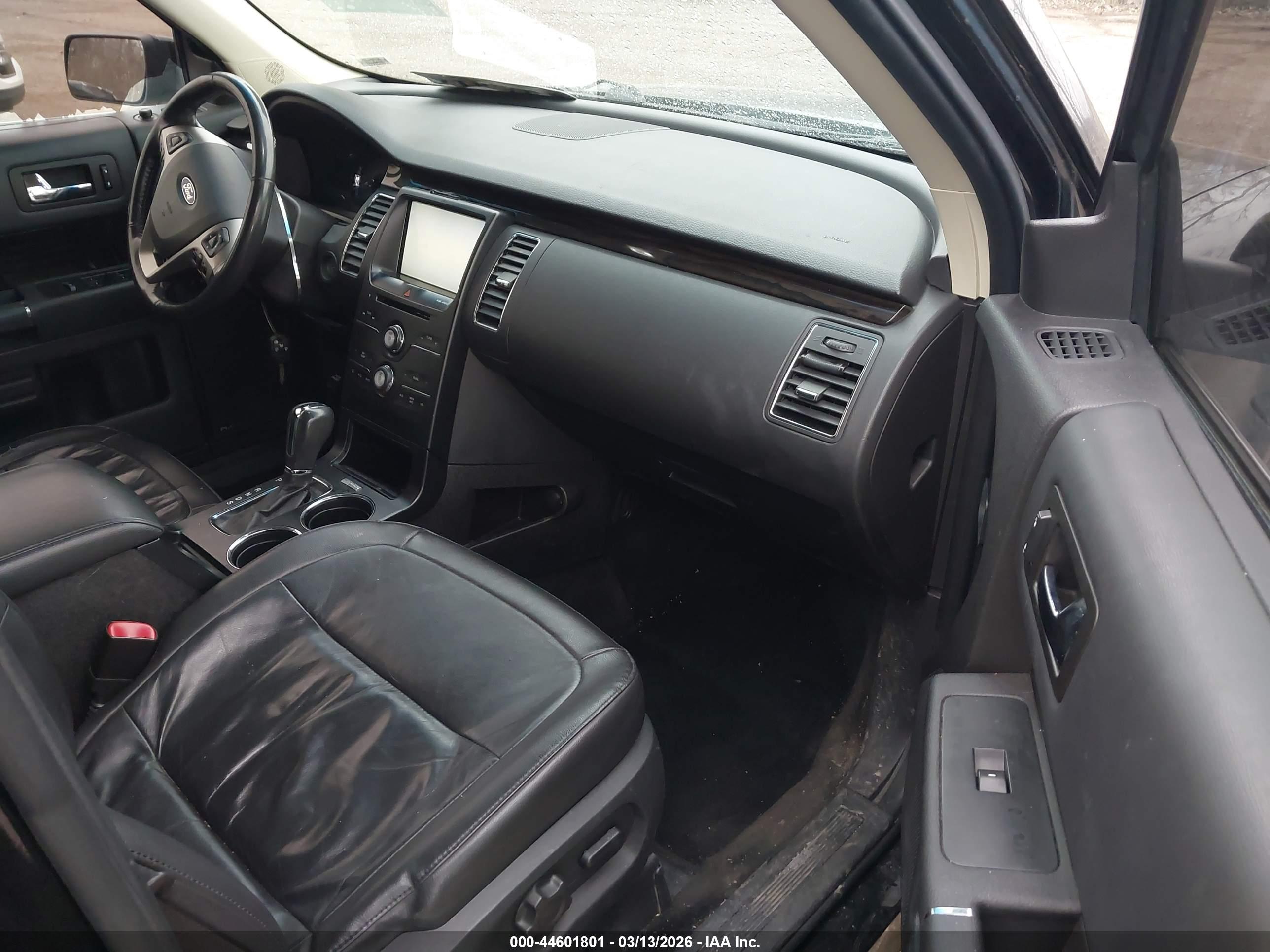 FORD FLEX image 5
