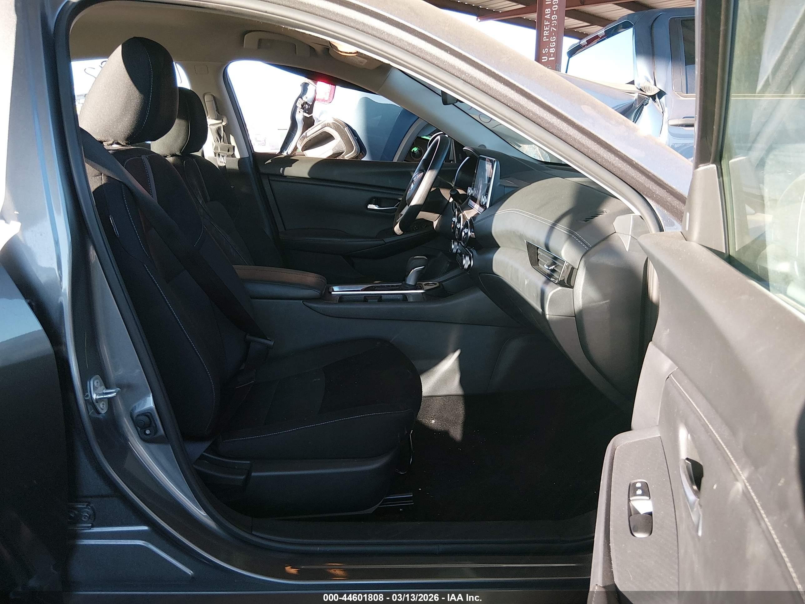 NISSAN SENTRA image 5