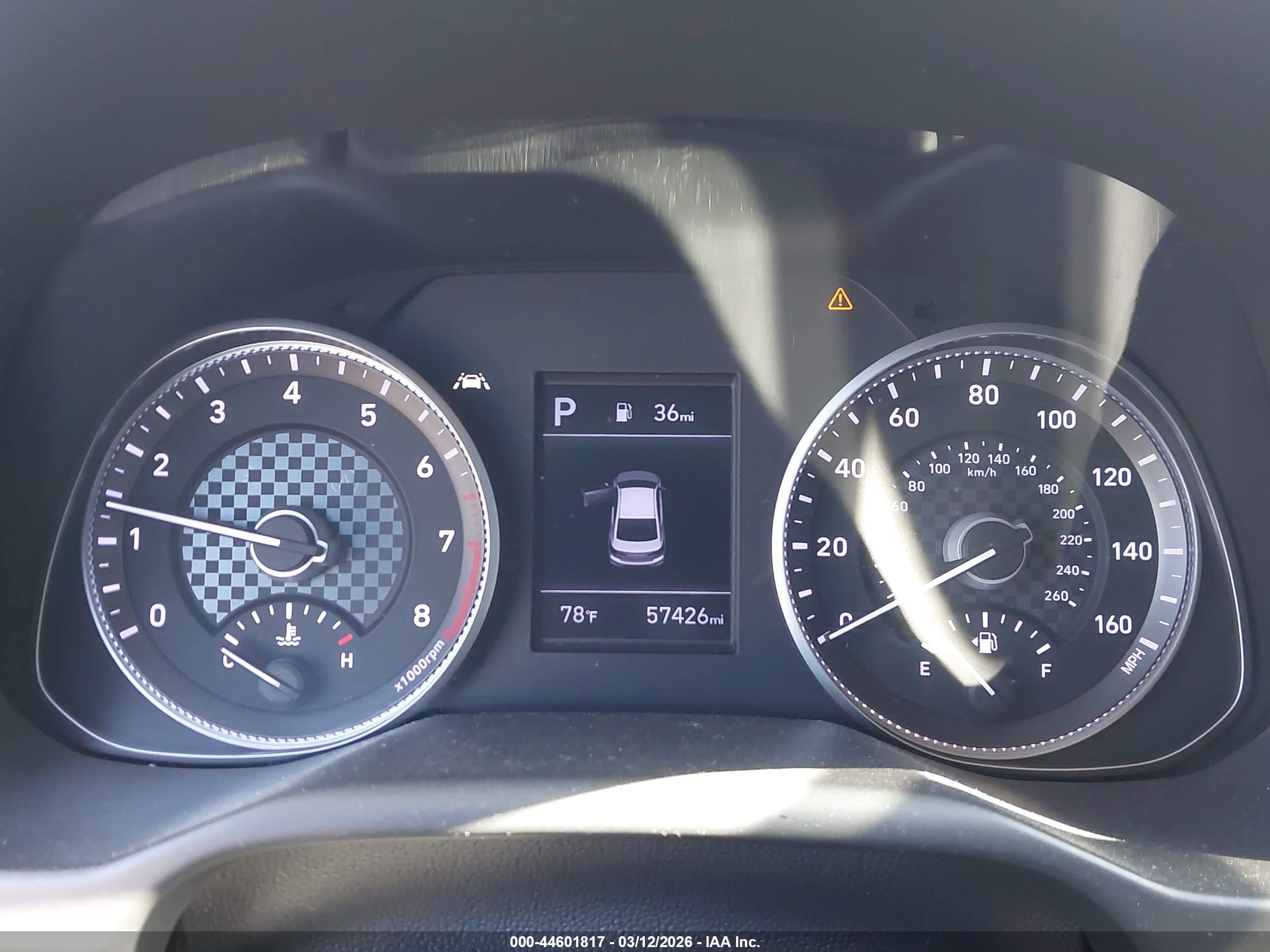 HYUNDAI ELANTRA image 7