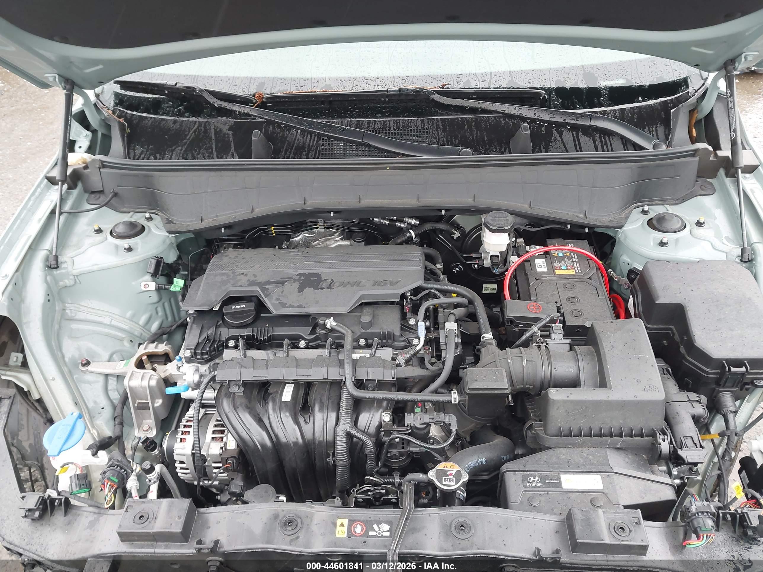 HYUNDAI KONA image 10
