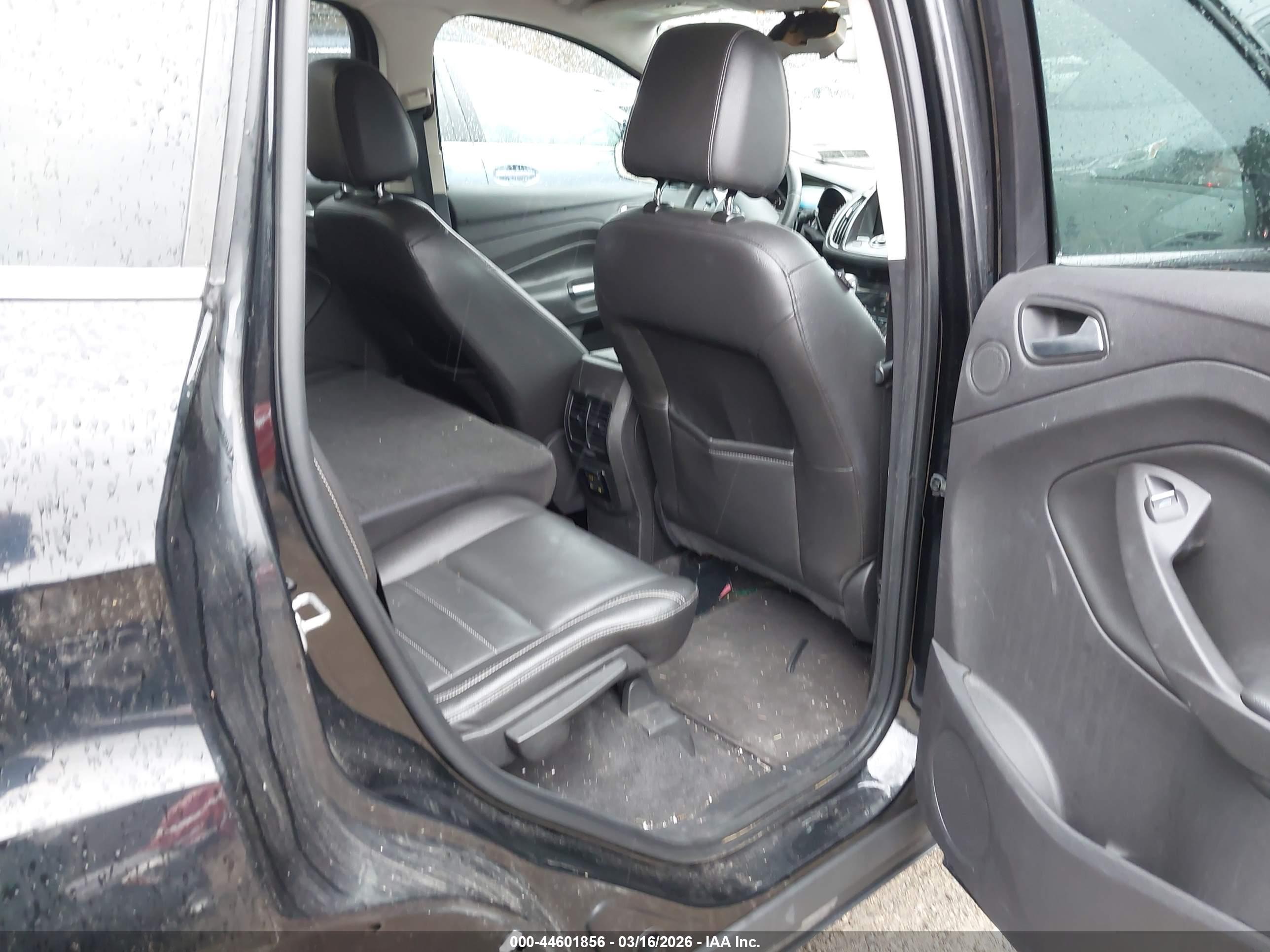 FORD ESCAPE image 8