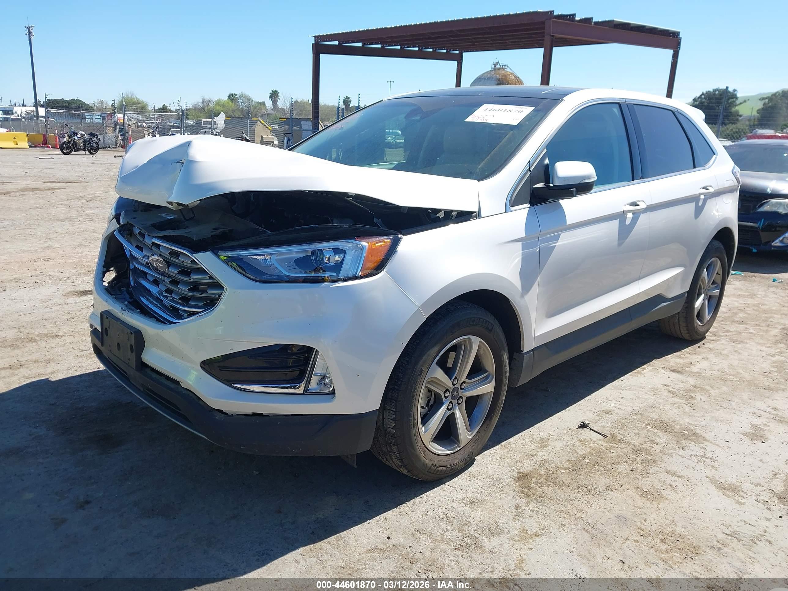 FORD EDGE image 2
