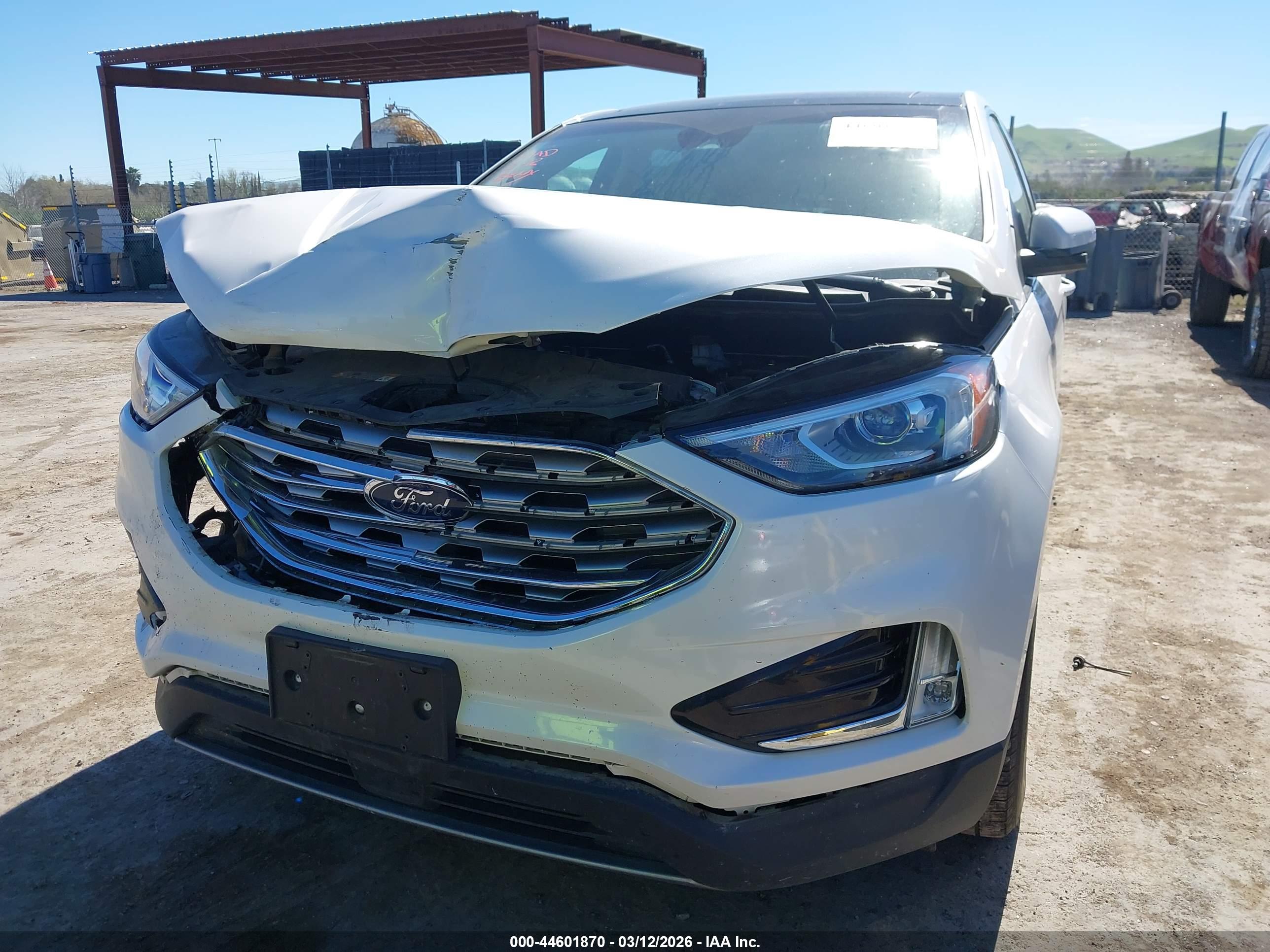 FORD EDGE image 6