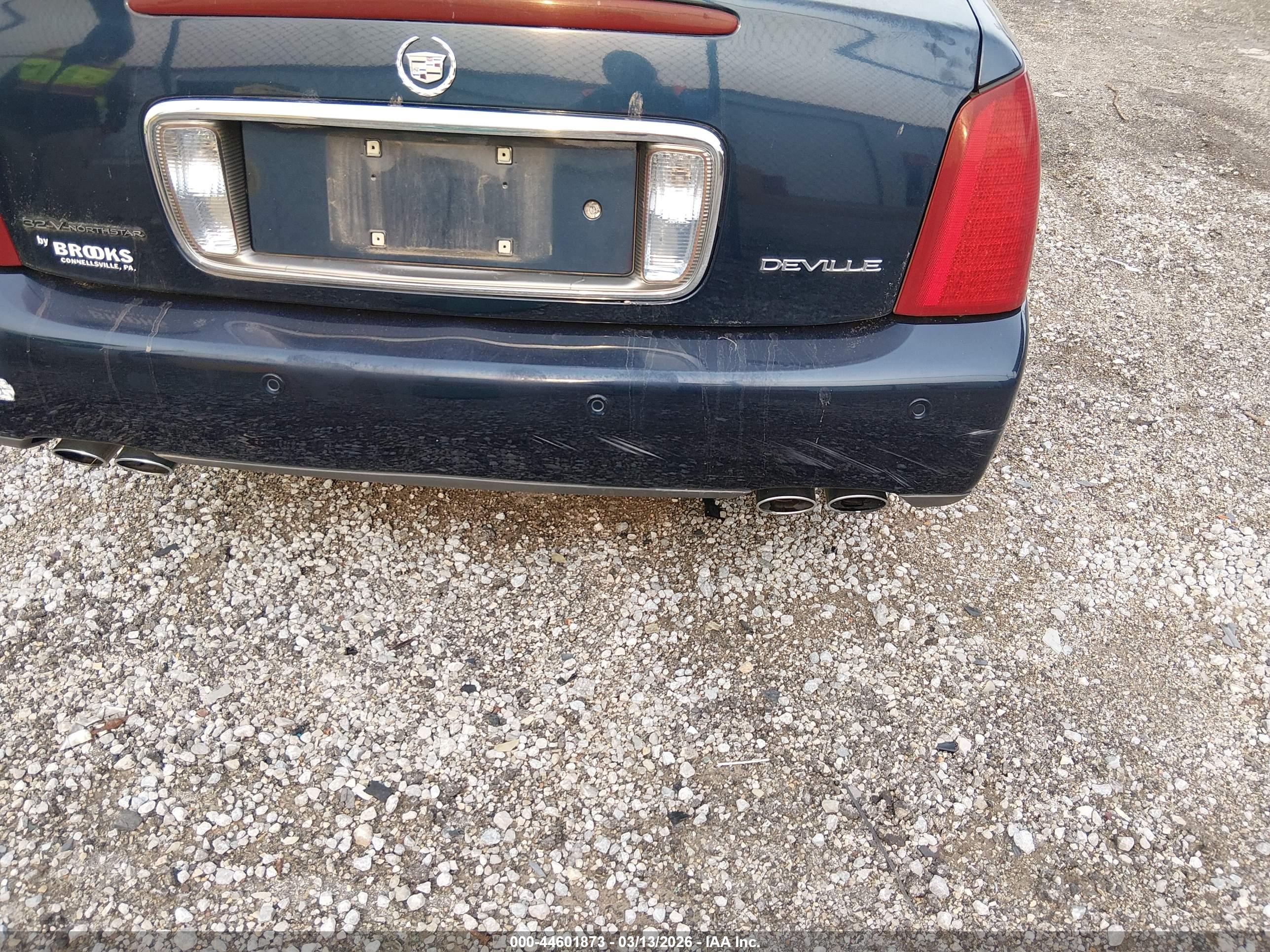CADILLAC DEVILLE image 6