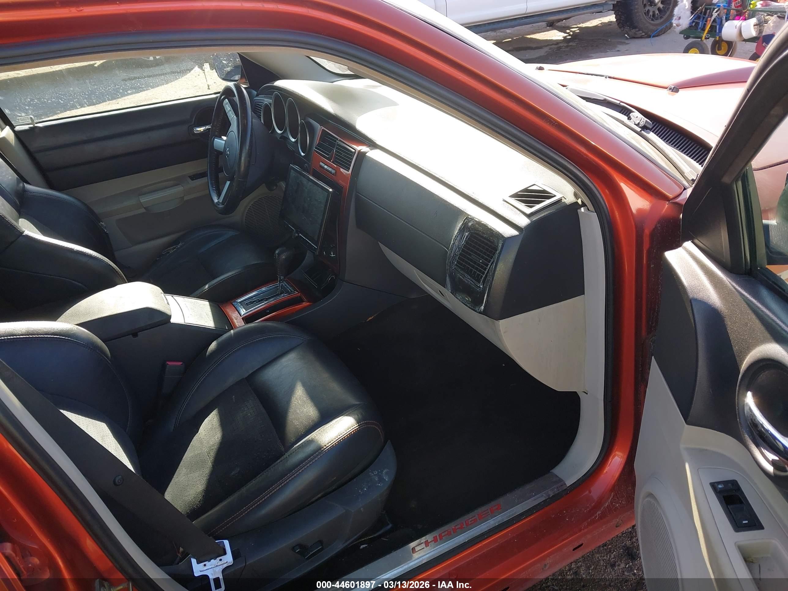 DODGE CHARGER image 5