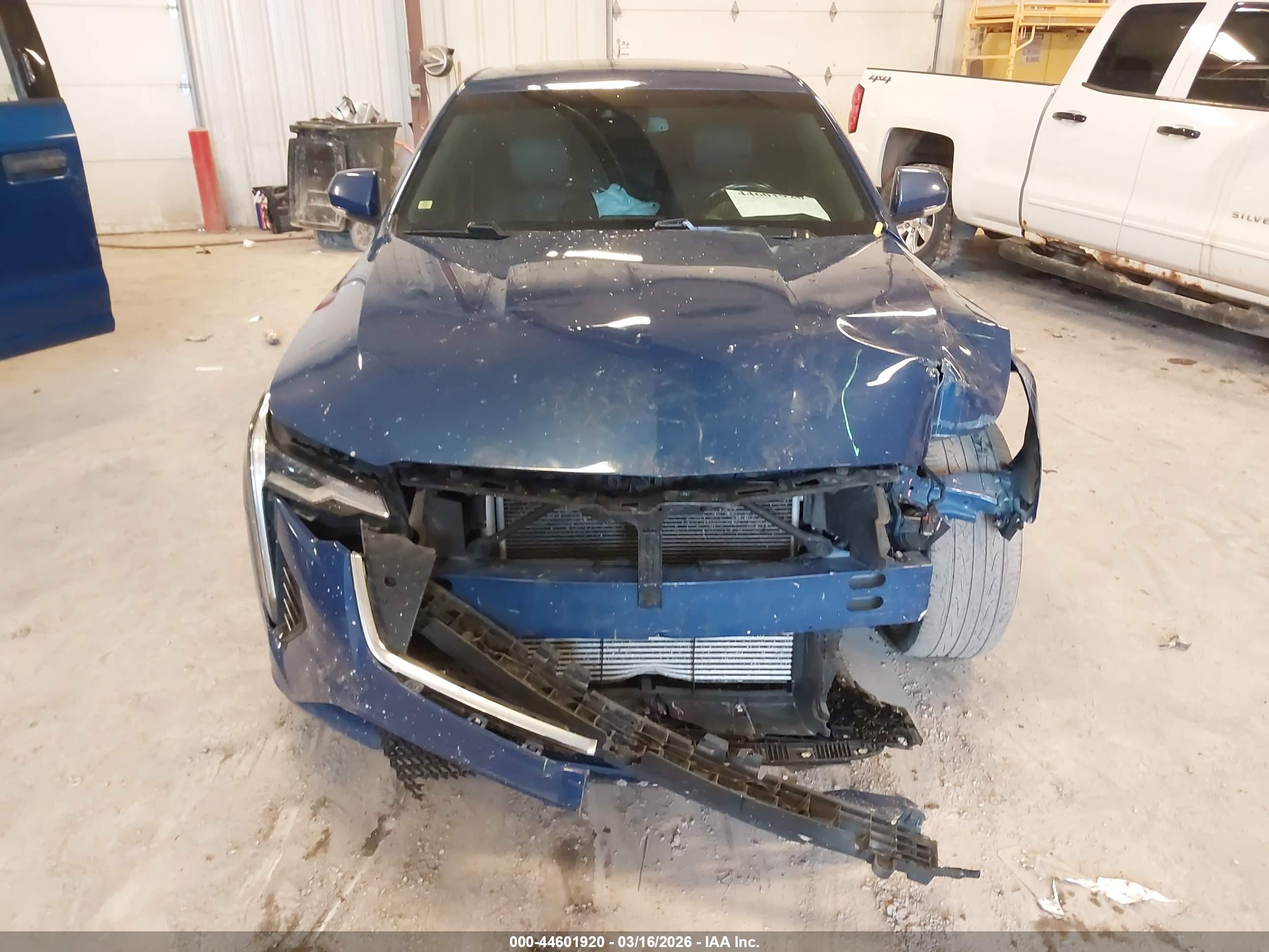 CADILLAC CT4 image 6