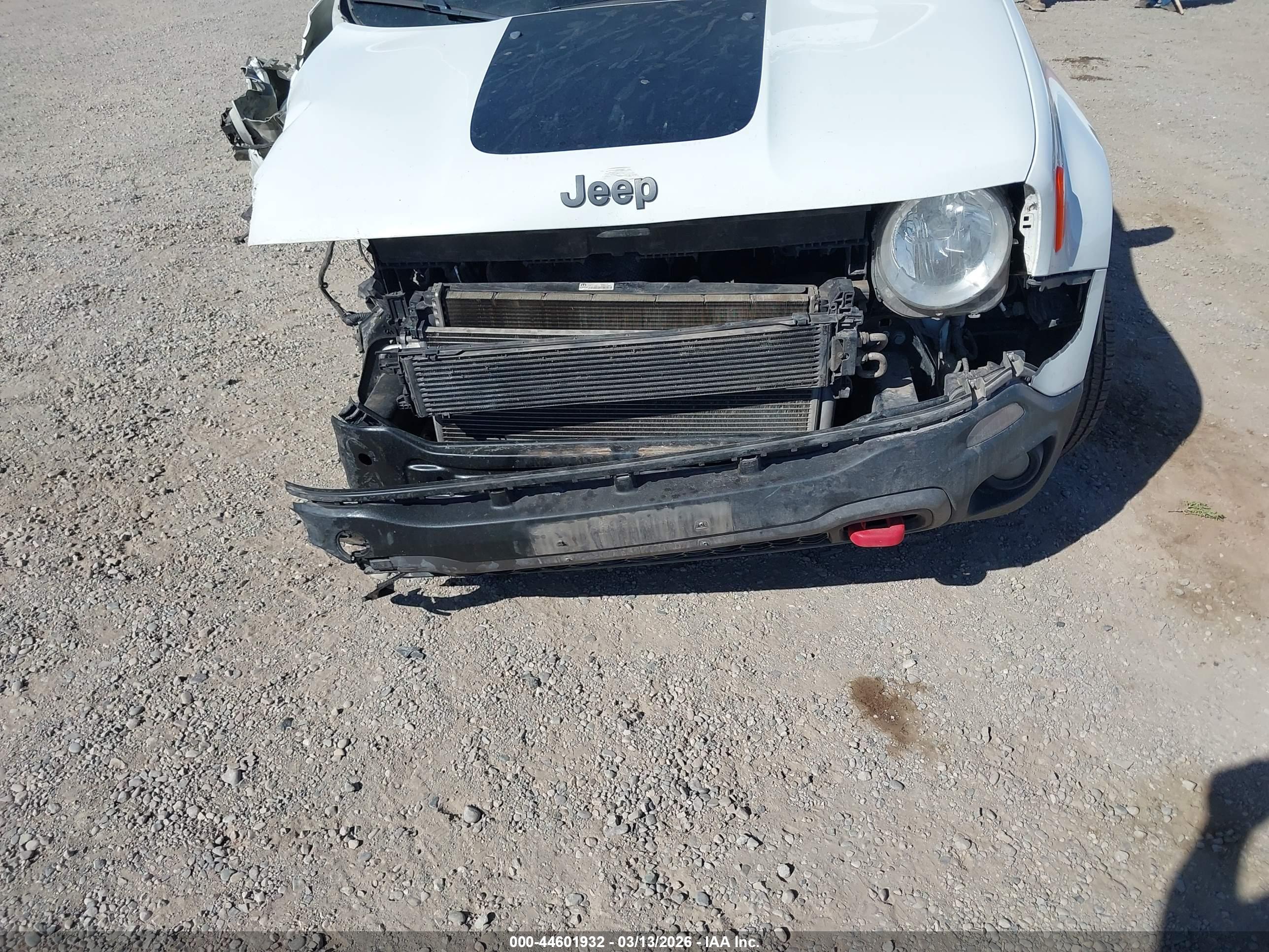 JEEP RENEGADE image 6