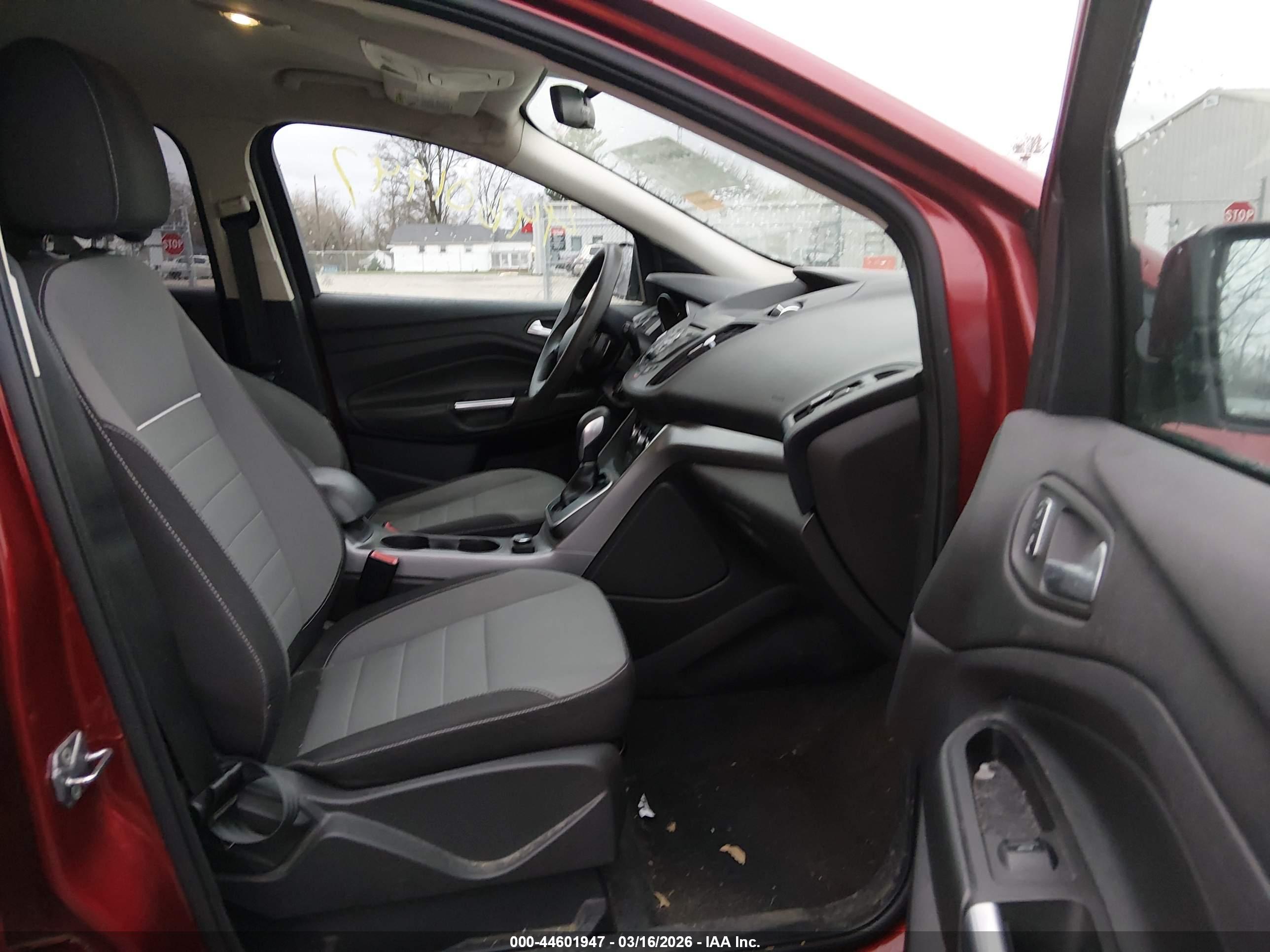 FORD ESCAPE image 5
