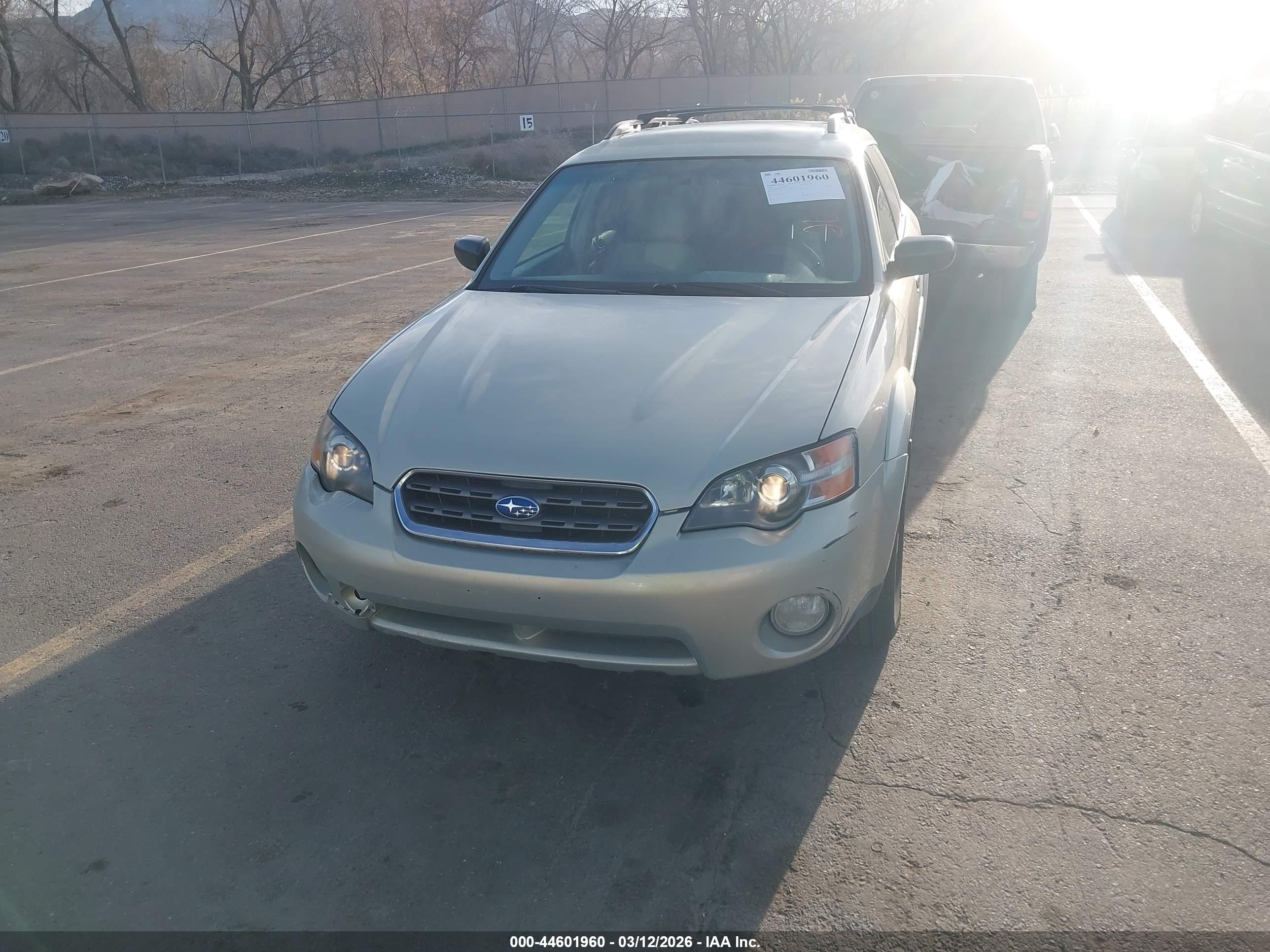 SUBARU OUTBACK image 6