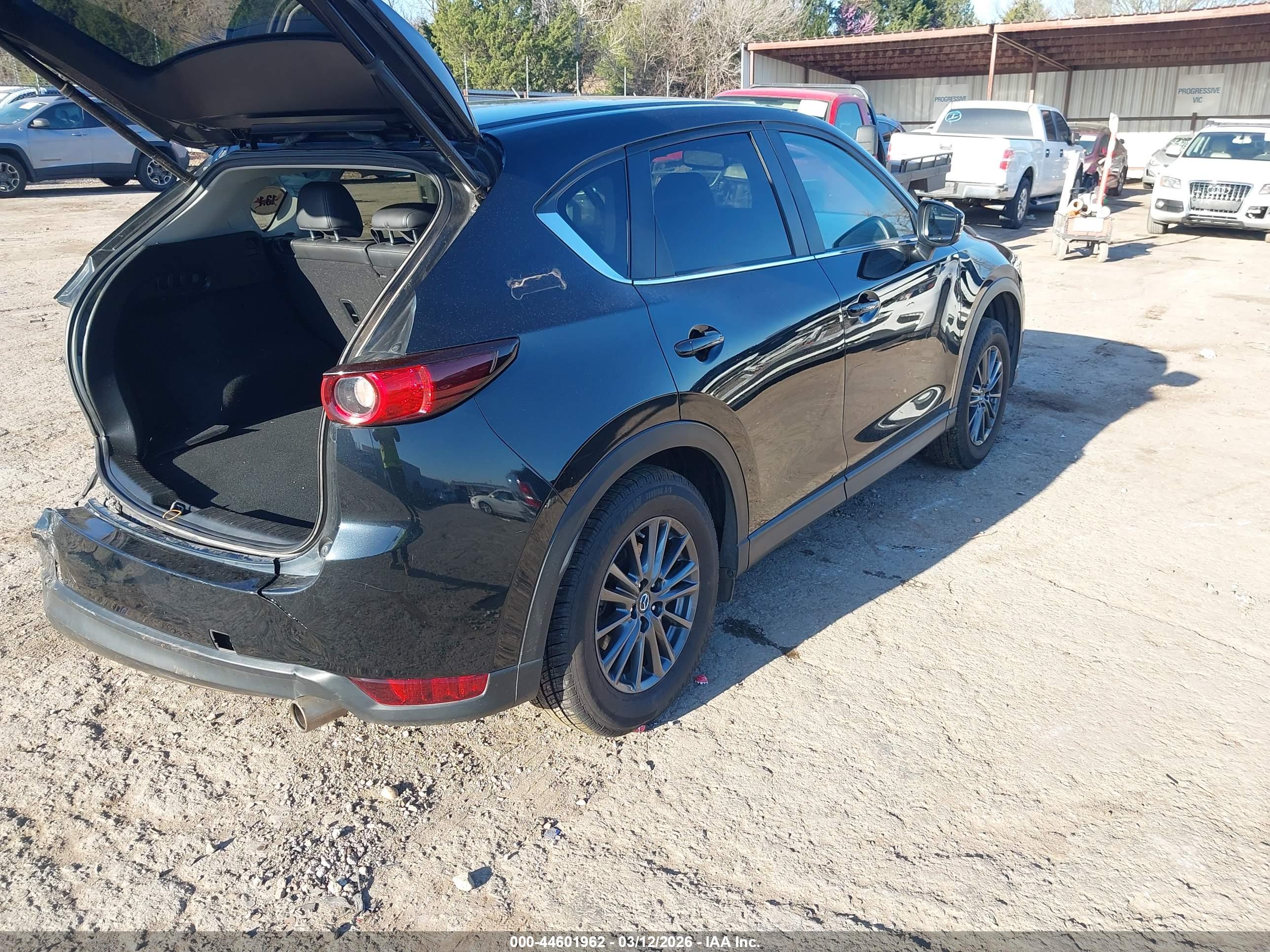 MAZDA CX-5 image 4