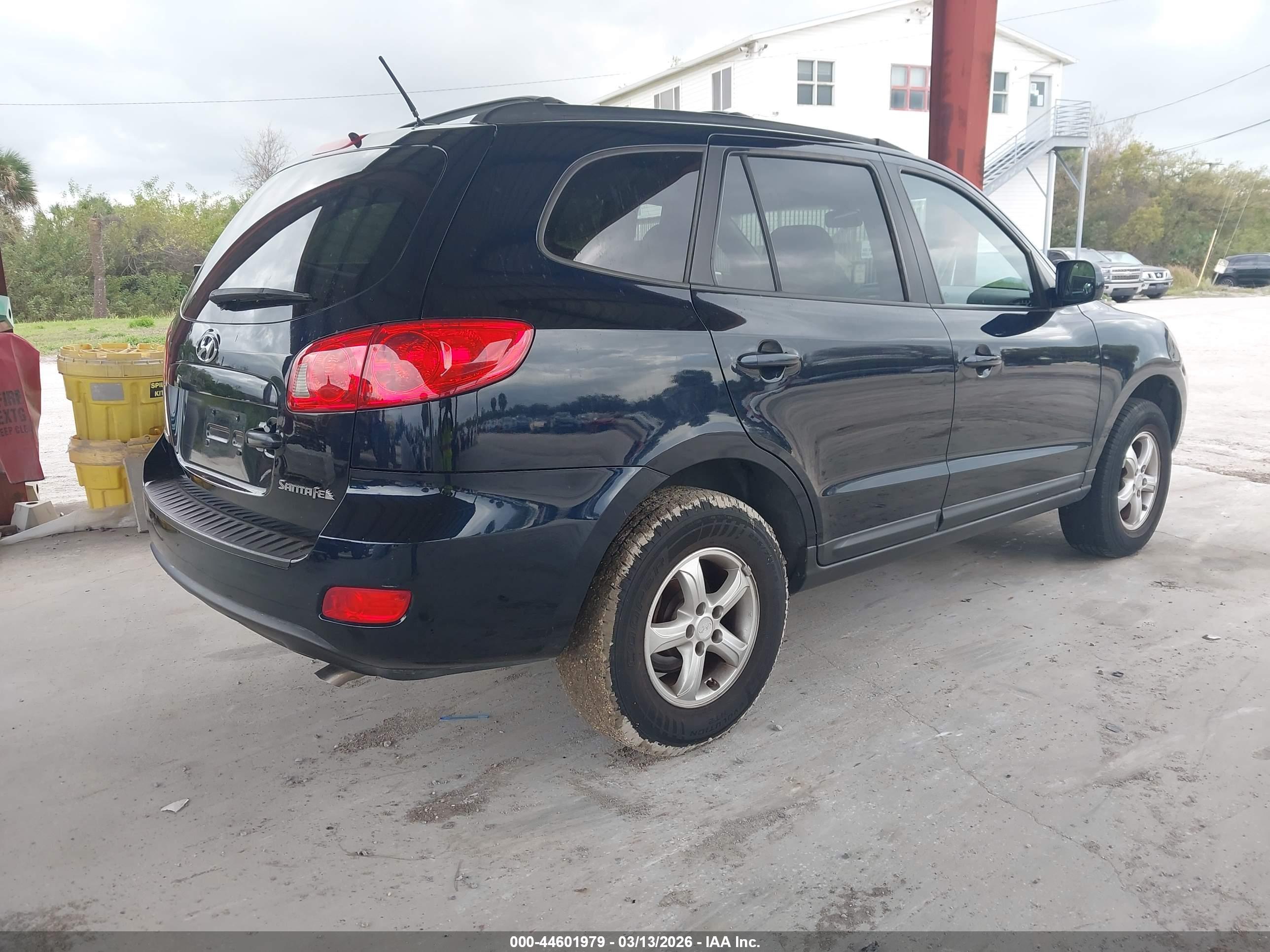 HYUNDAI SANTA image 4