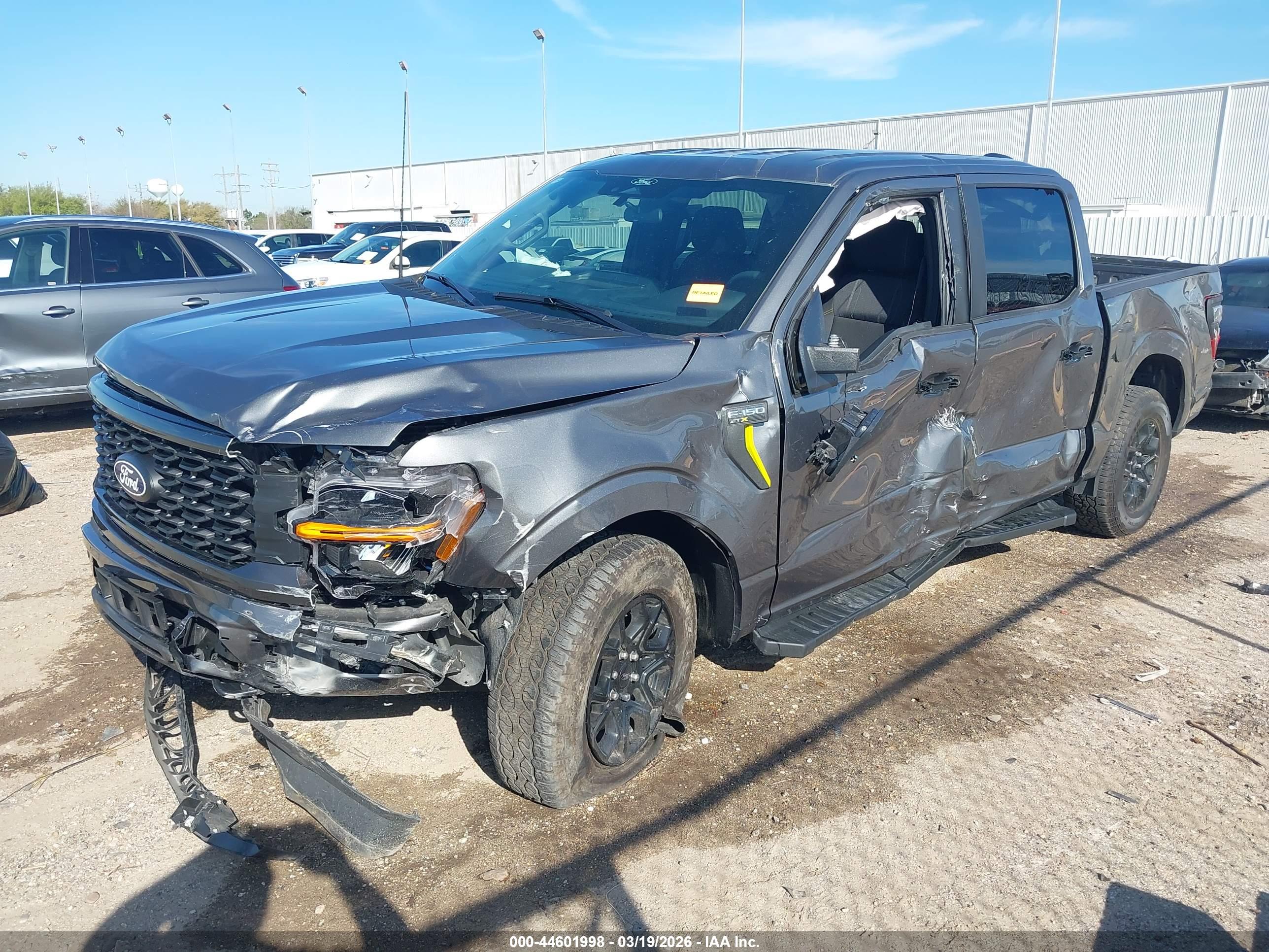 FORD F-150 image 2