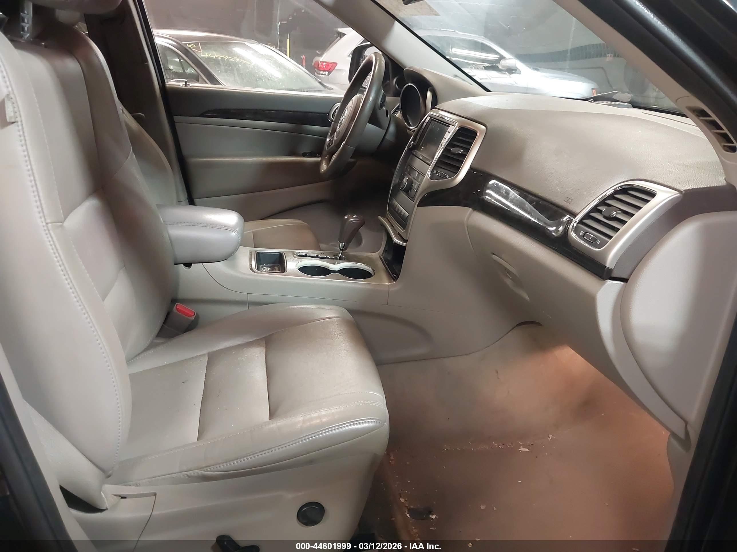 JEEP GRAND image 5