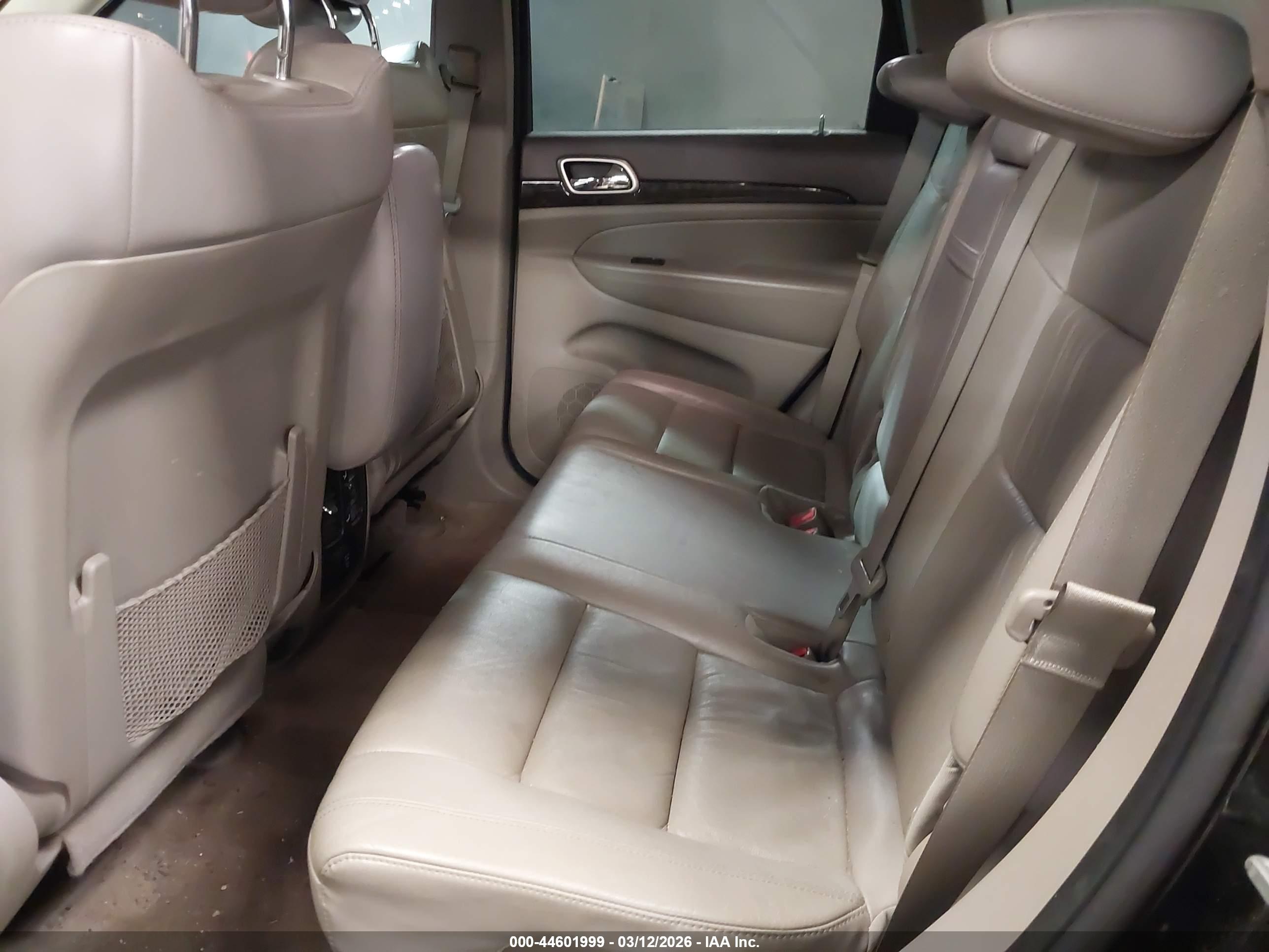 JEEP GRAND image 8