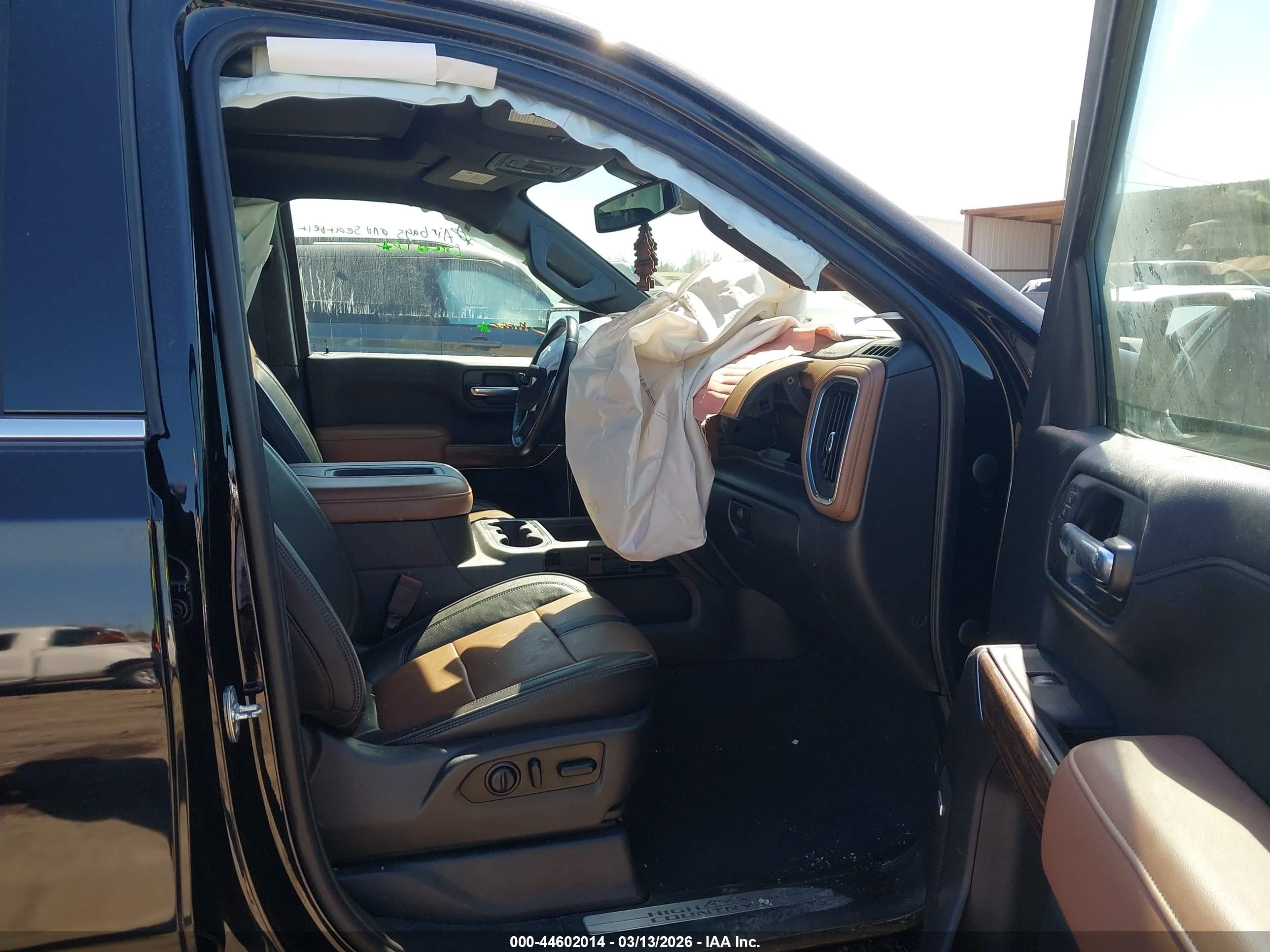 CHEVROLET SILVERADO image 5