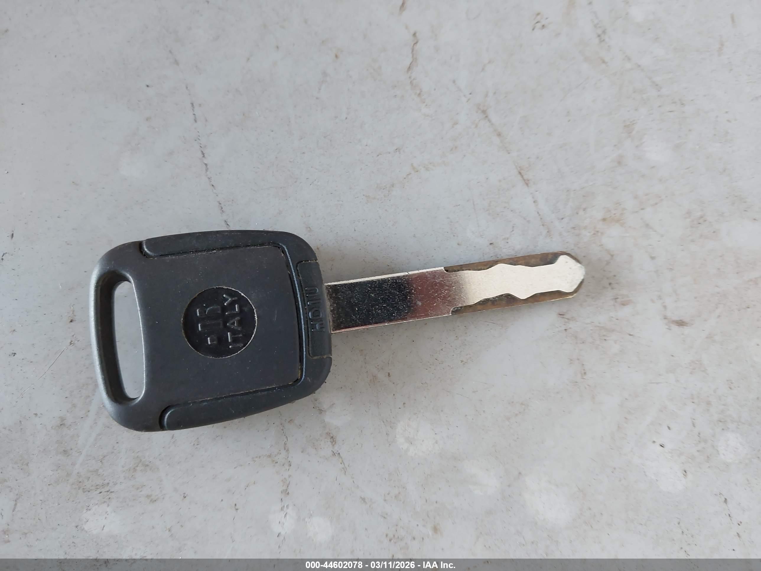 HONDA ELEMENT image 11