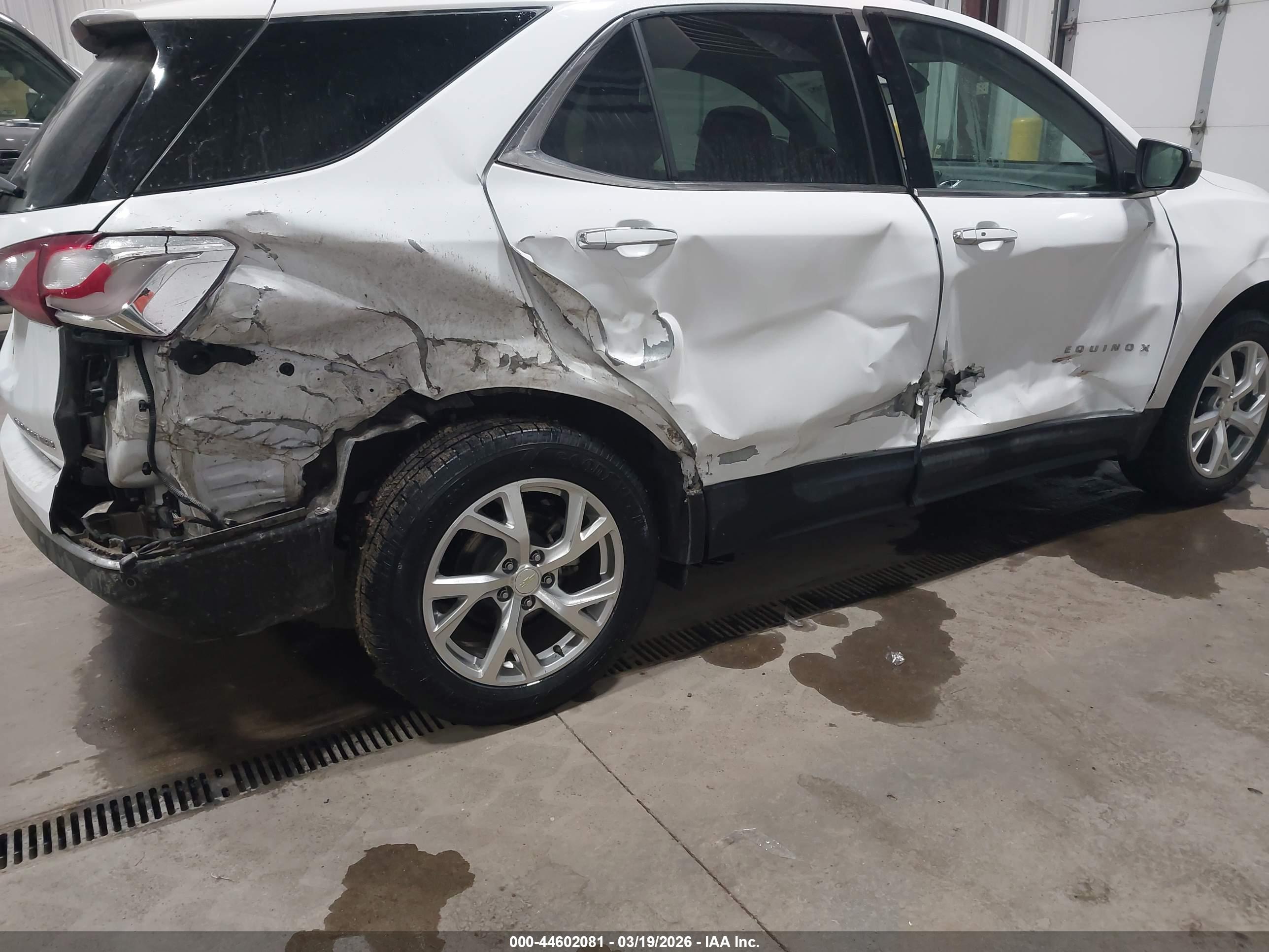 CHEVROLET EQUINOX image 6