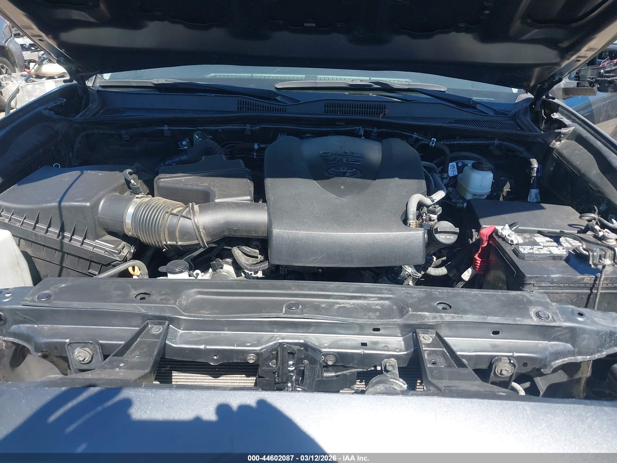 TOYOTA TACOMA image 10