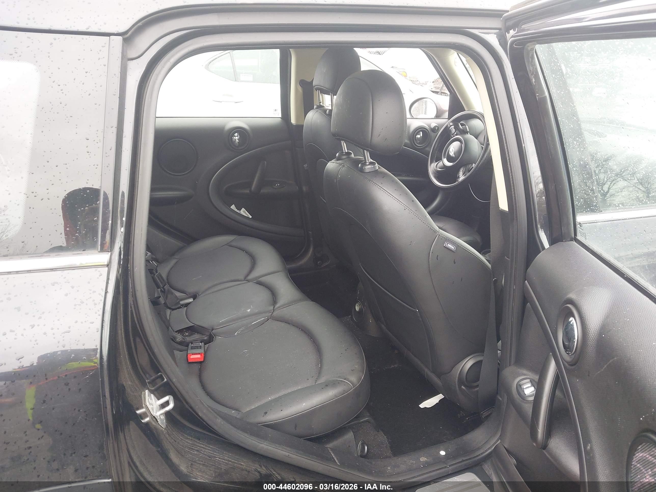 MINI COUNTRYMAN image 8