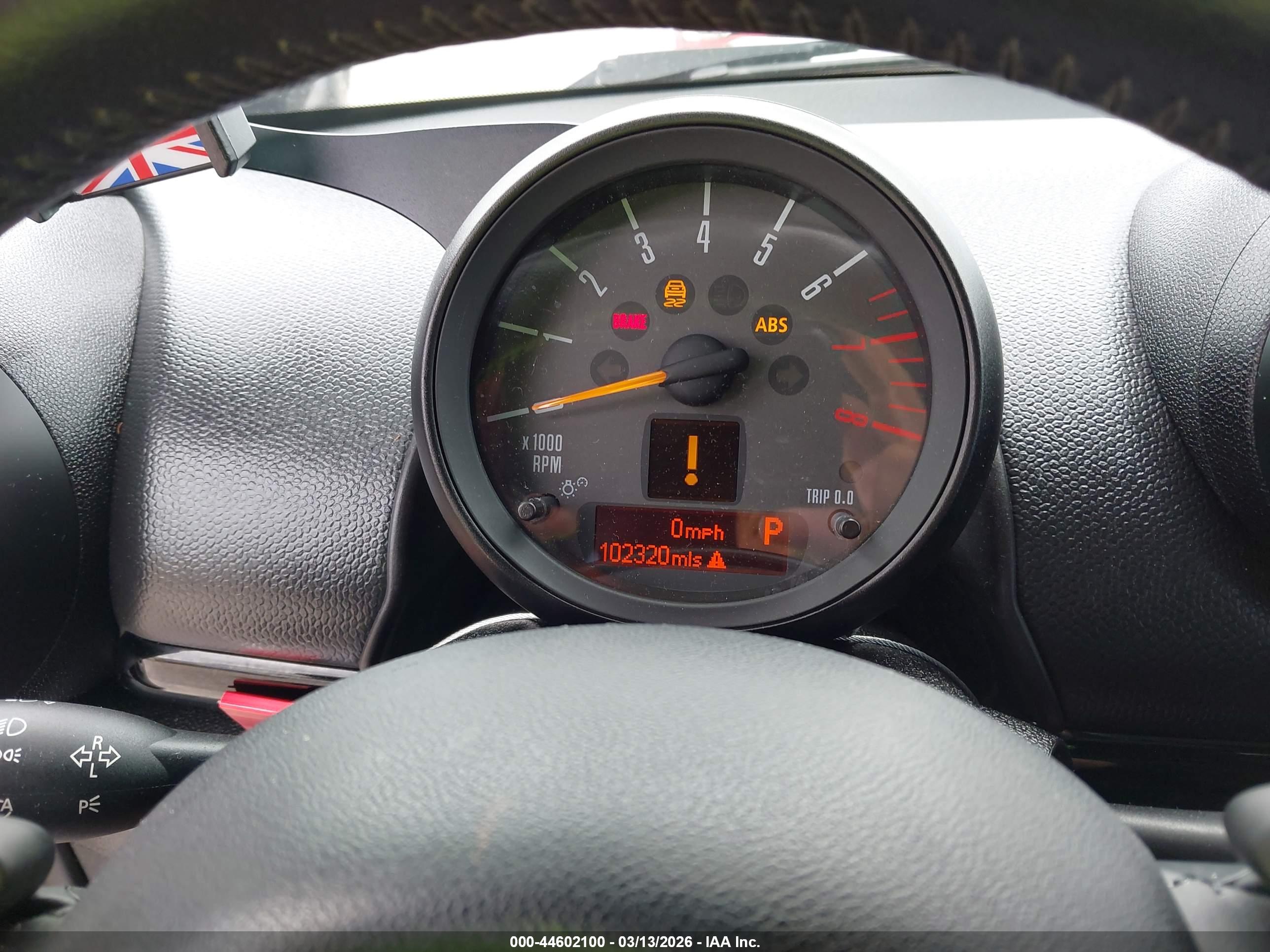 MINI COUNTRYMAN image 7