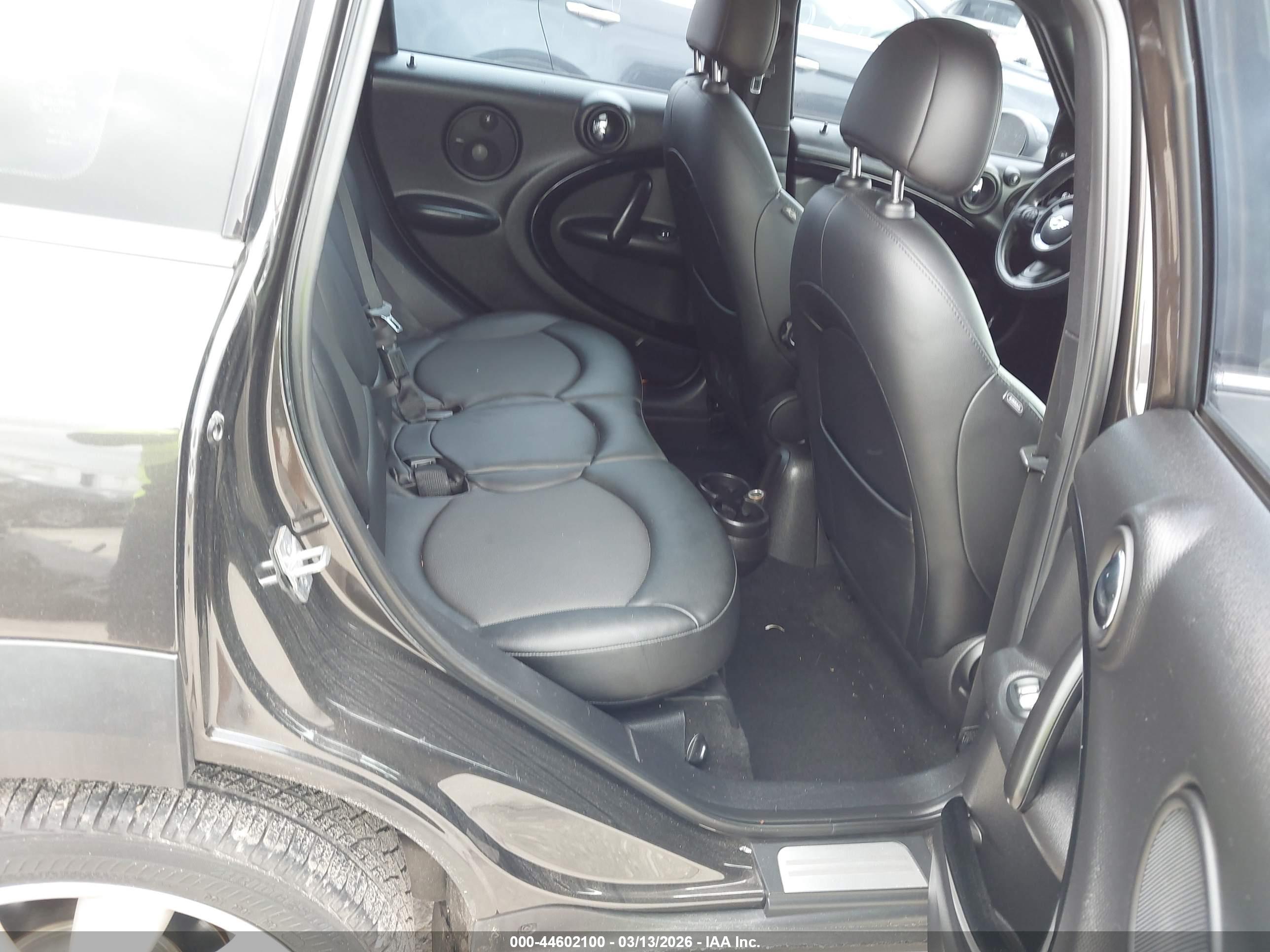 MINI COUNTRYMAN image 8
