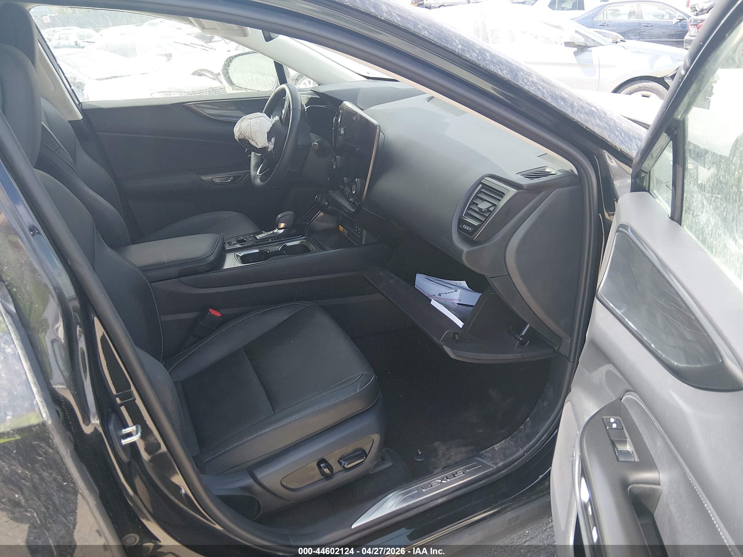 LEXUS NX image 5