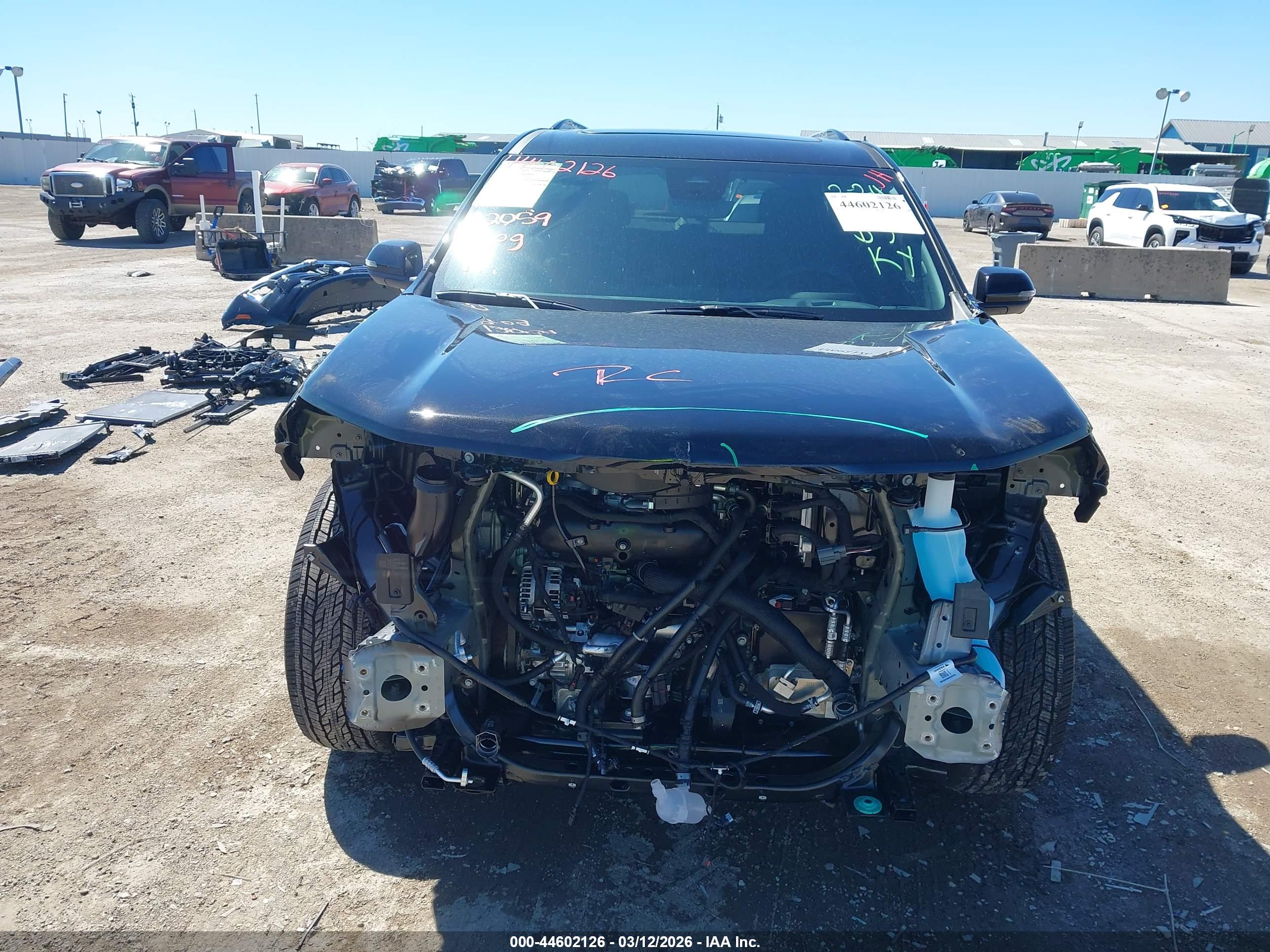 CHEVROLET TRAVERSE image 6