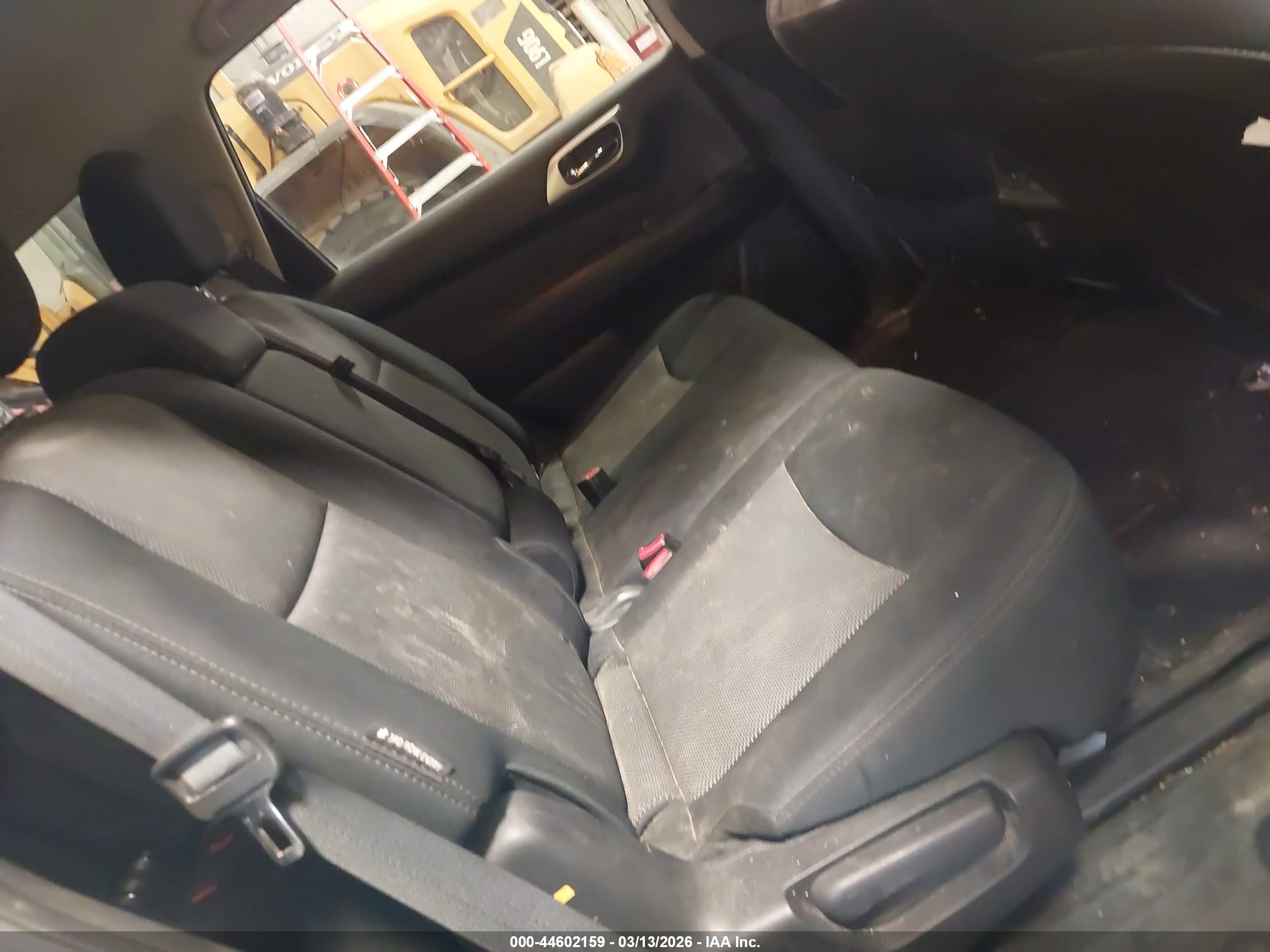 NISSAN PATHFINDER image 8