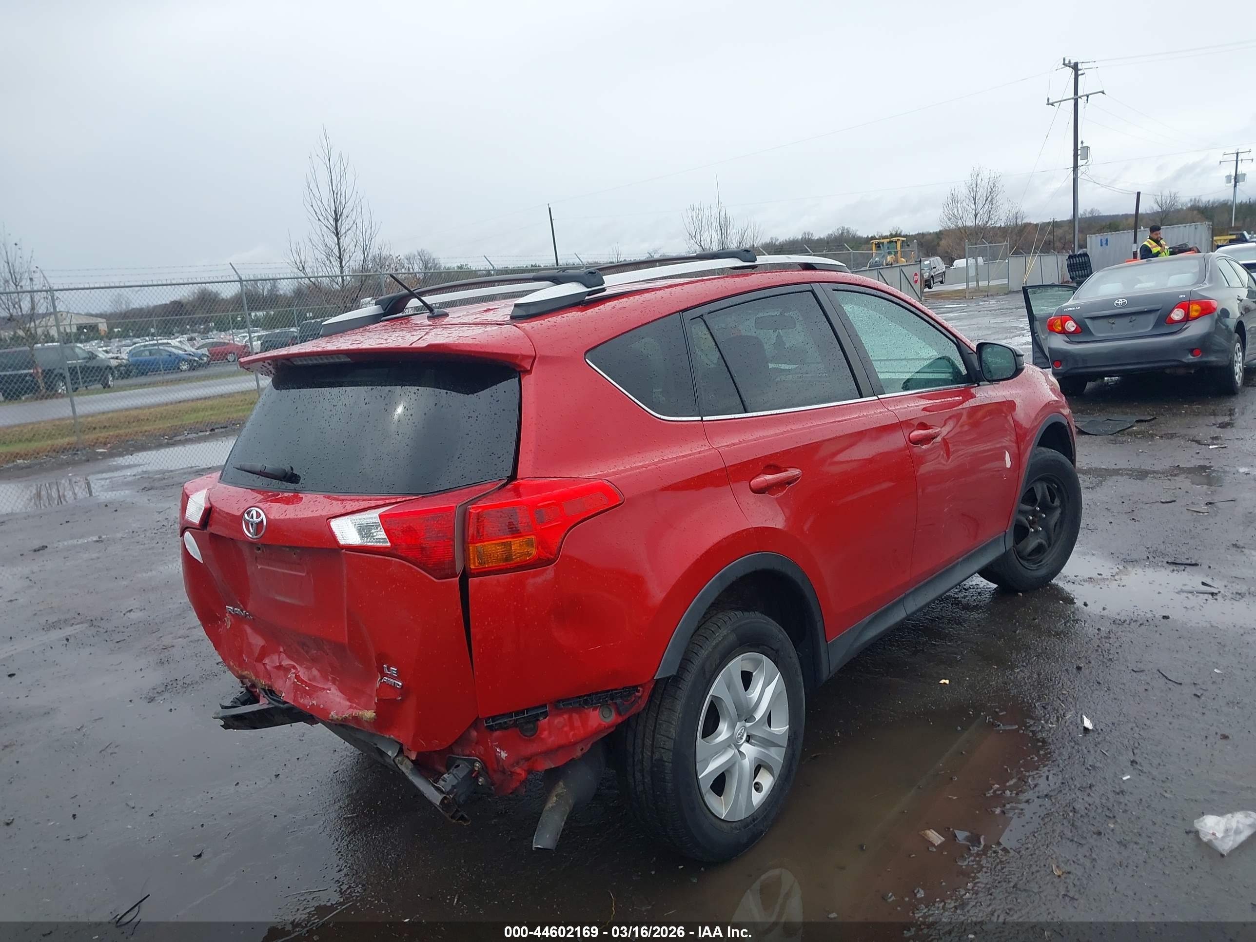 TOYOTA RAV4 image 4