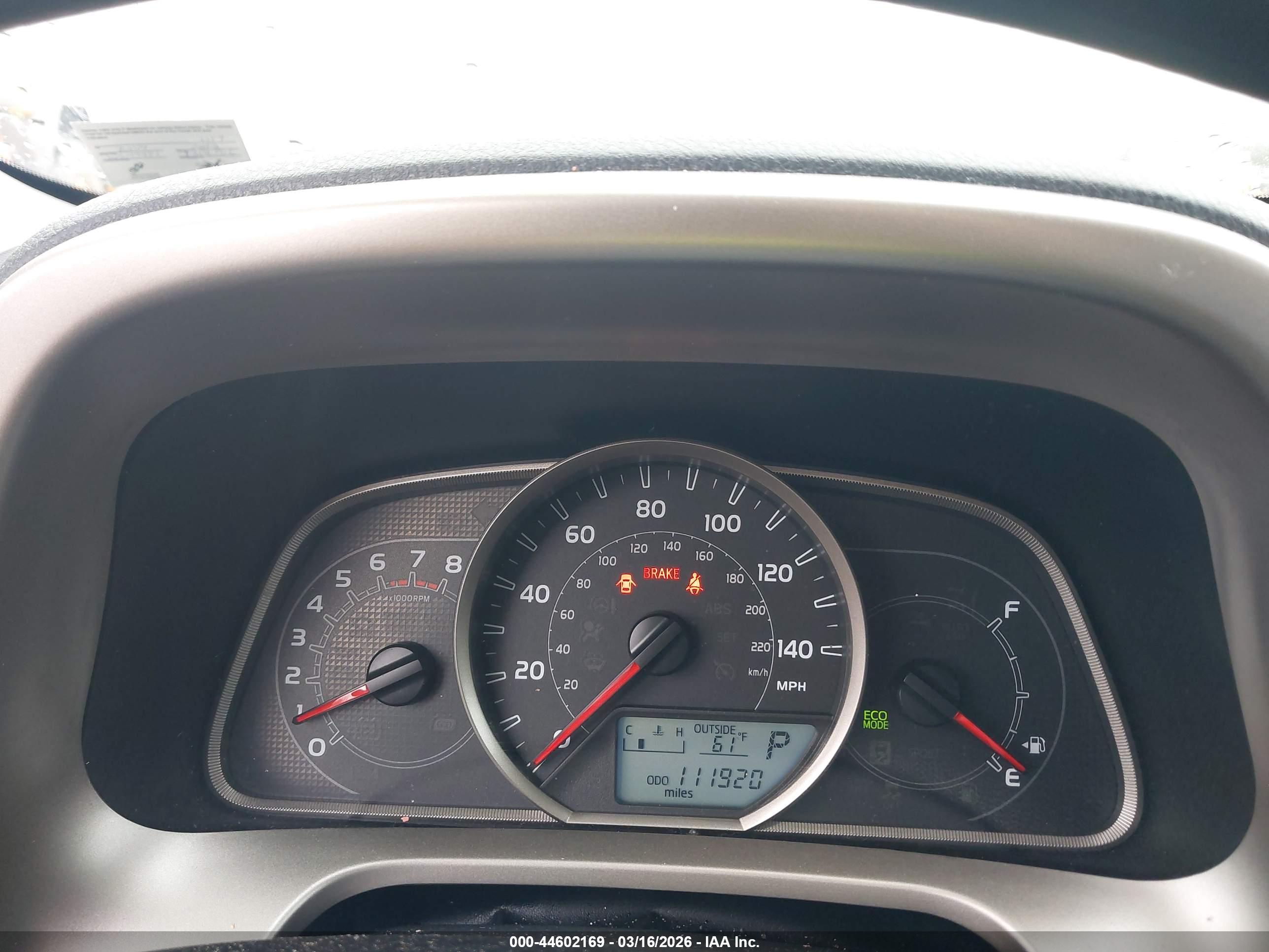 TOYOTA RAV4 image 7
