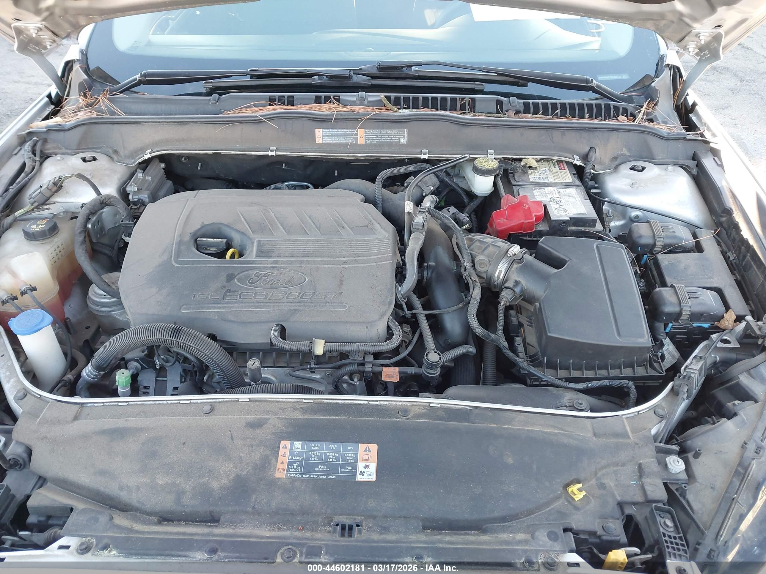 FORD FUSION image 10