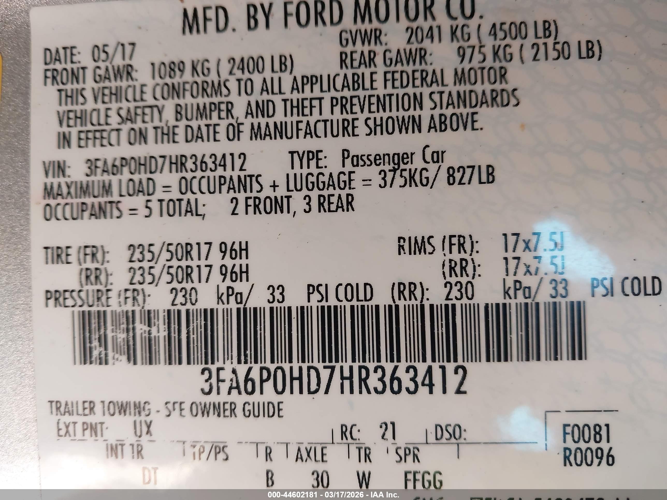 FORD FUSION image 9