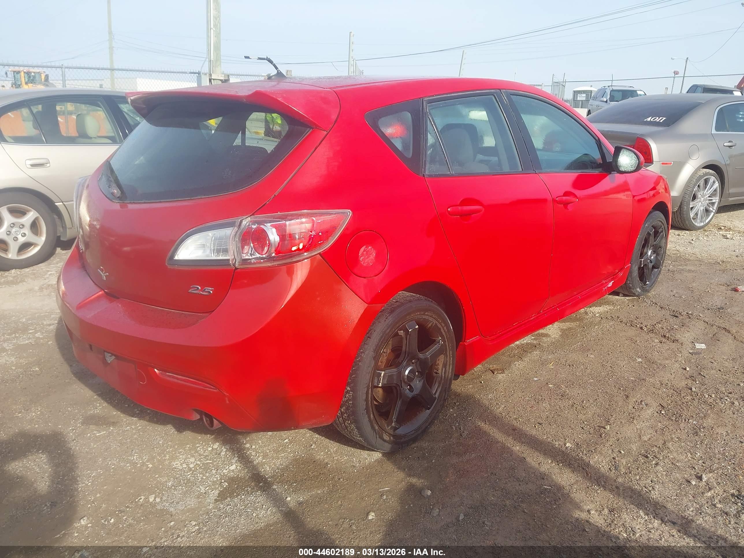 MAZDA MAZDA3 image 4