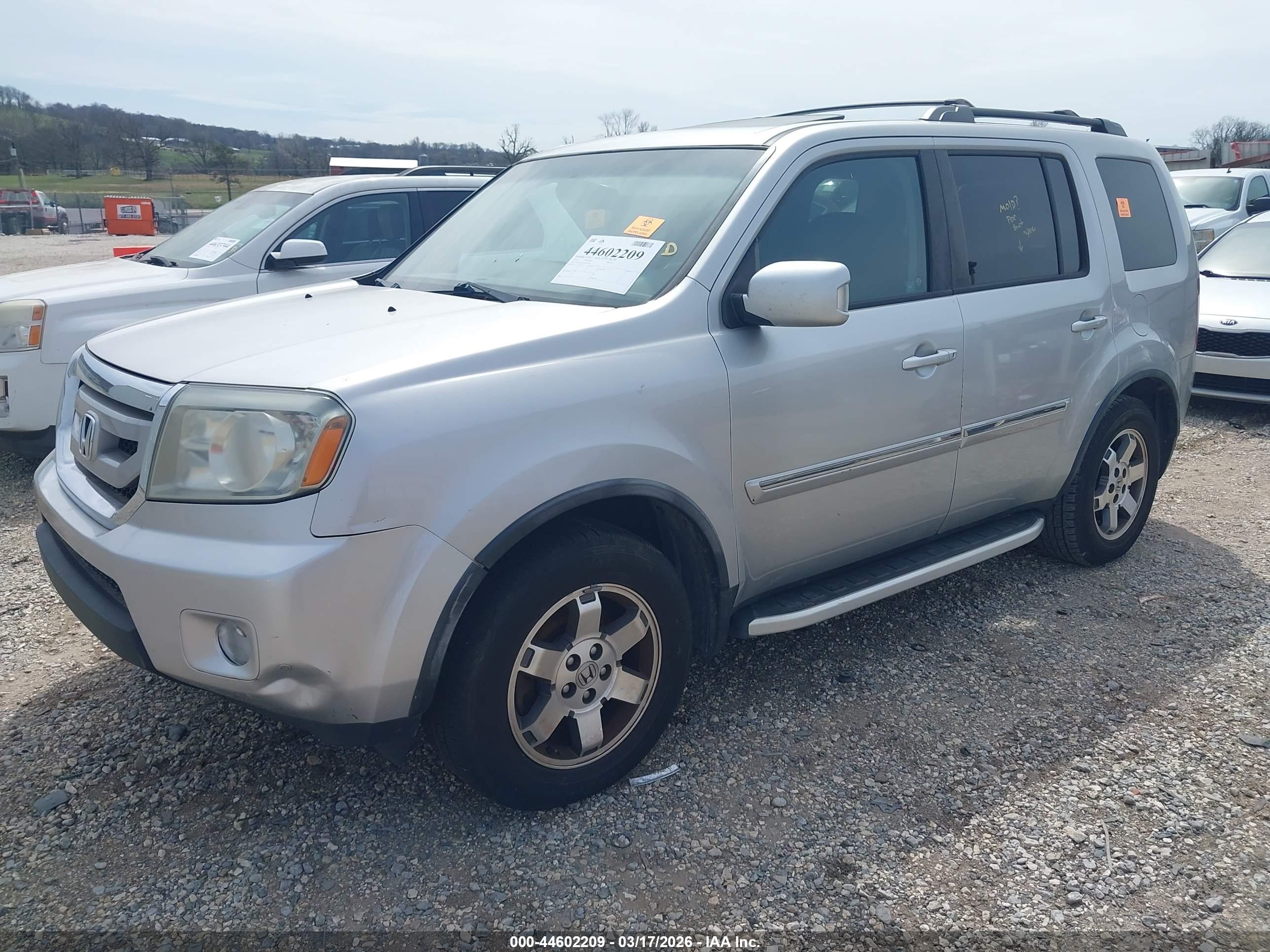 HONDA PILOT image 2