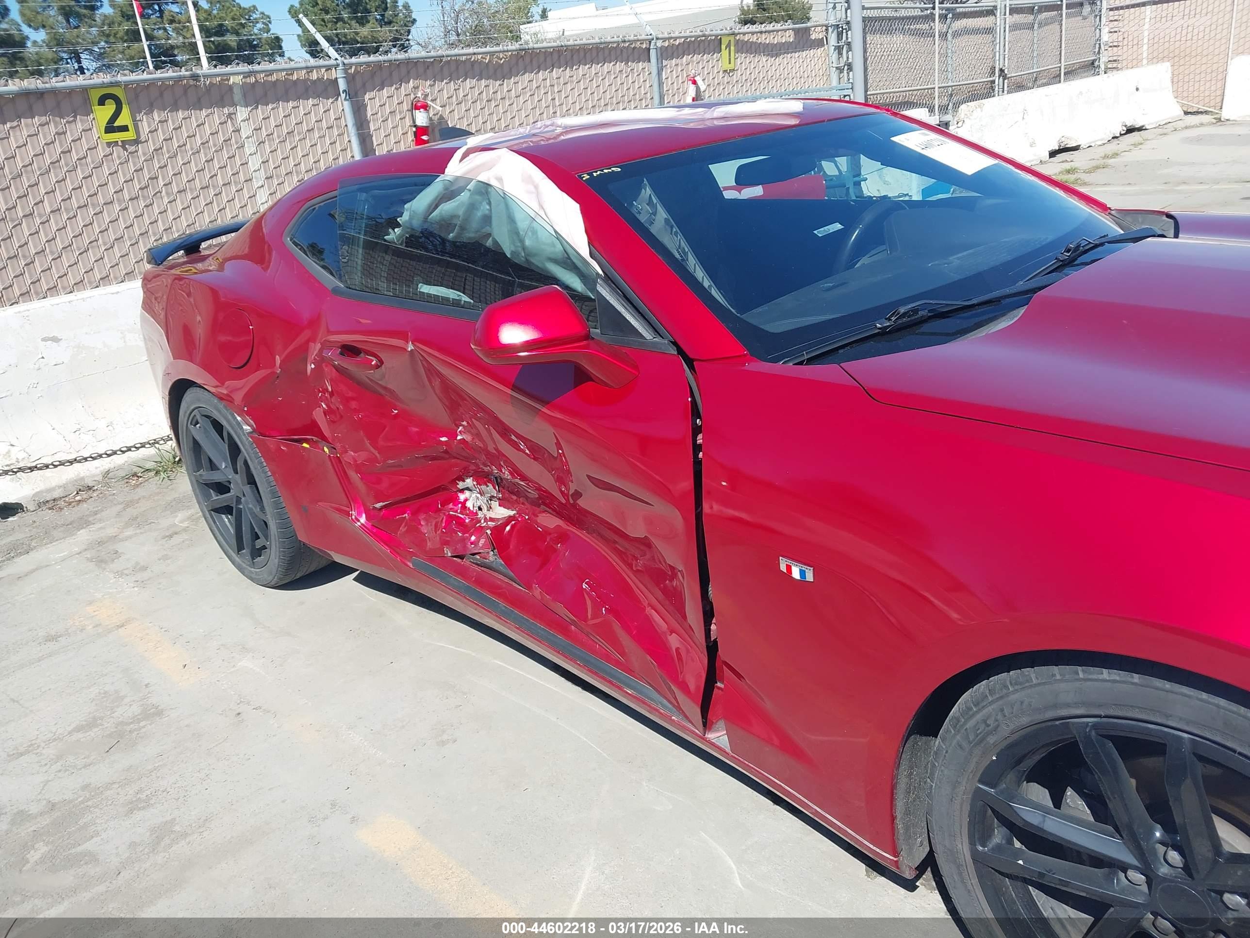 CHEVROLET CAMARO image 6