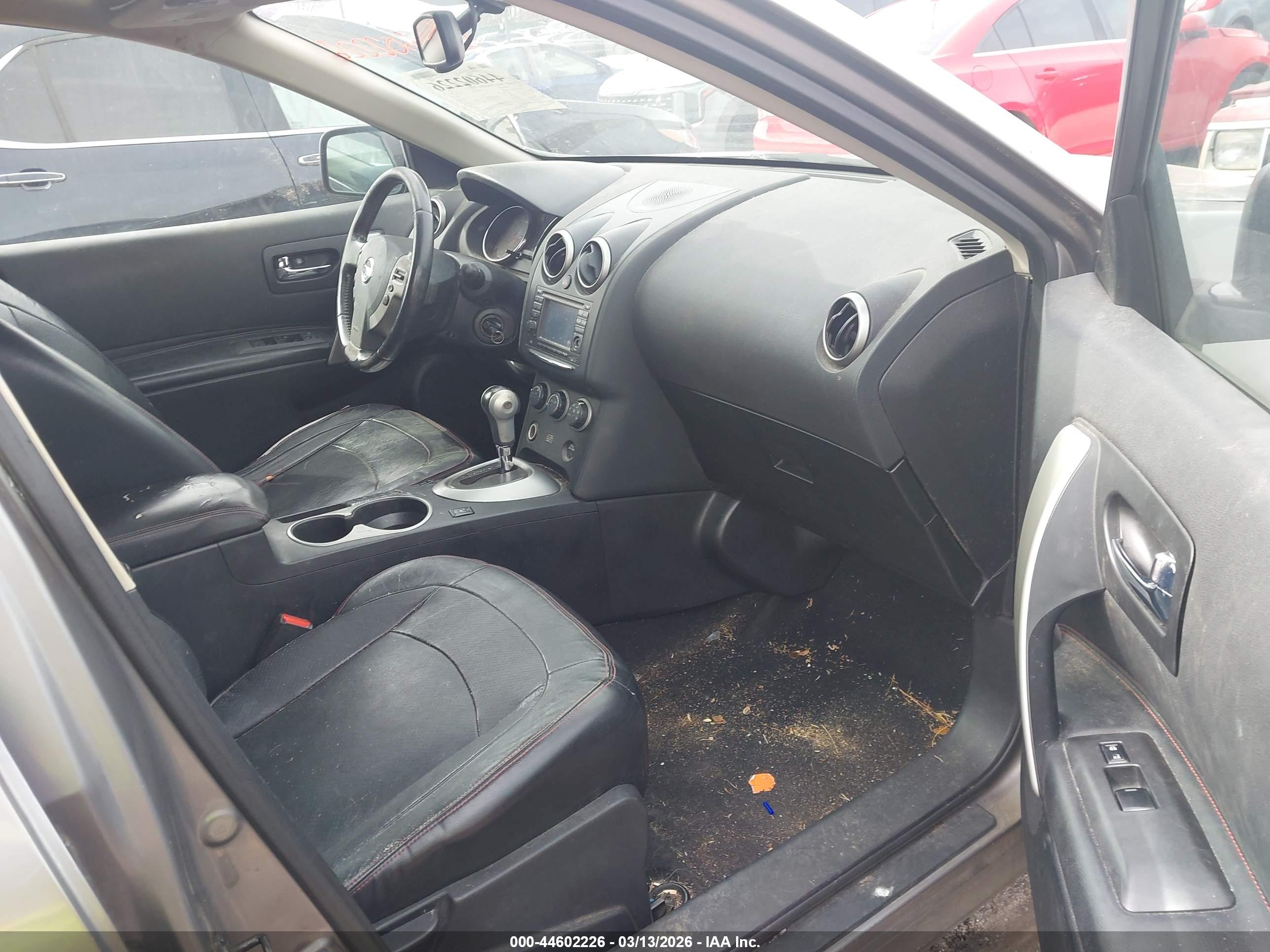 NISSAN ROGUE image 5