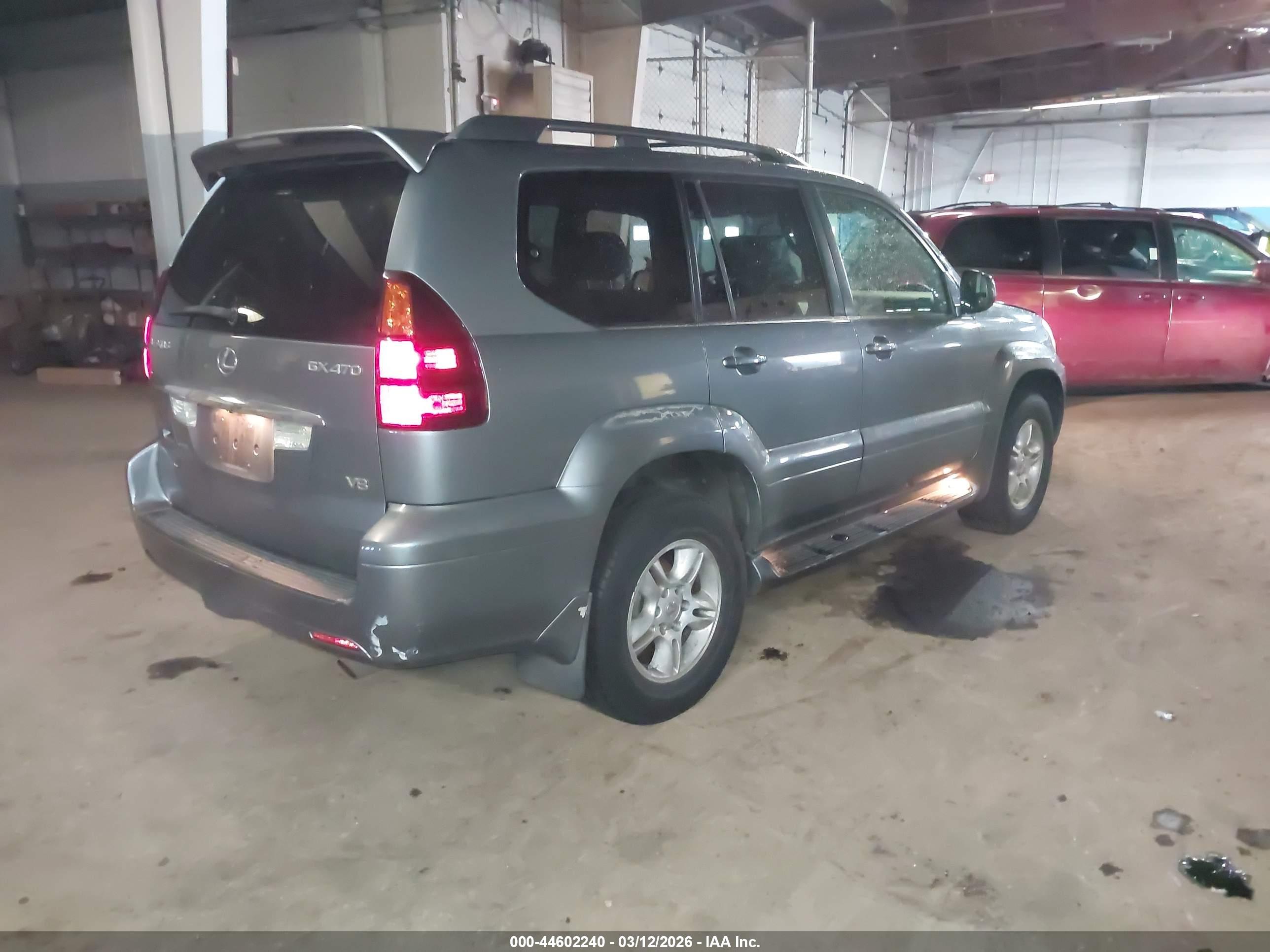 LEXUS GX image 4