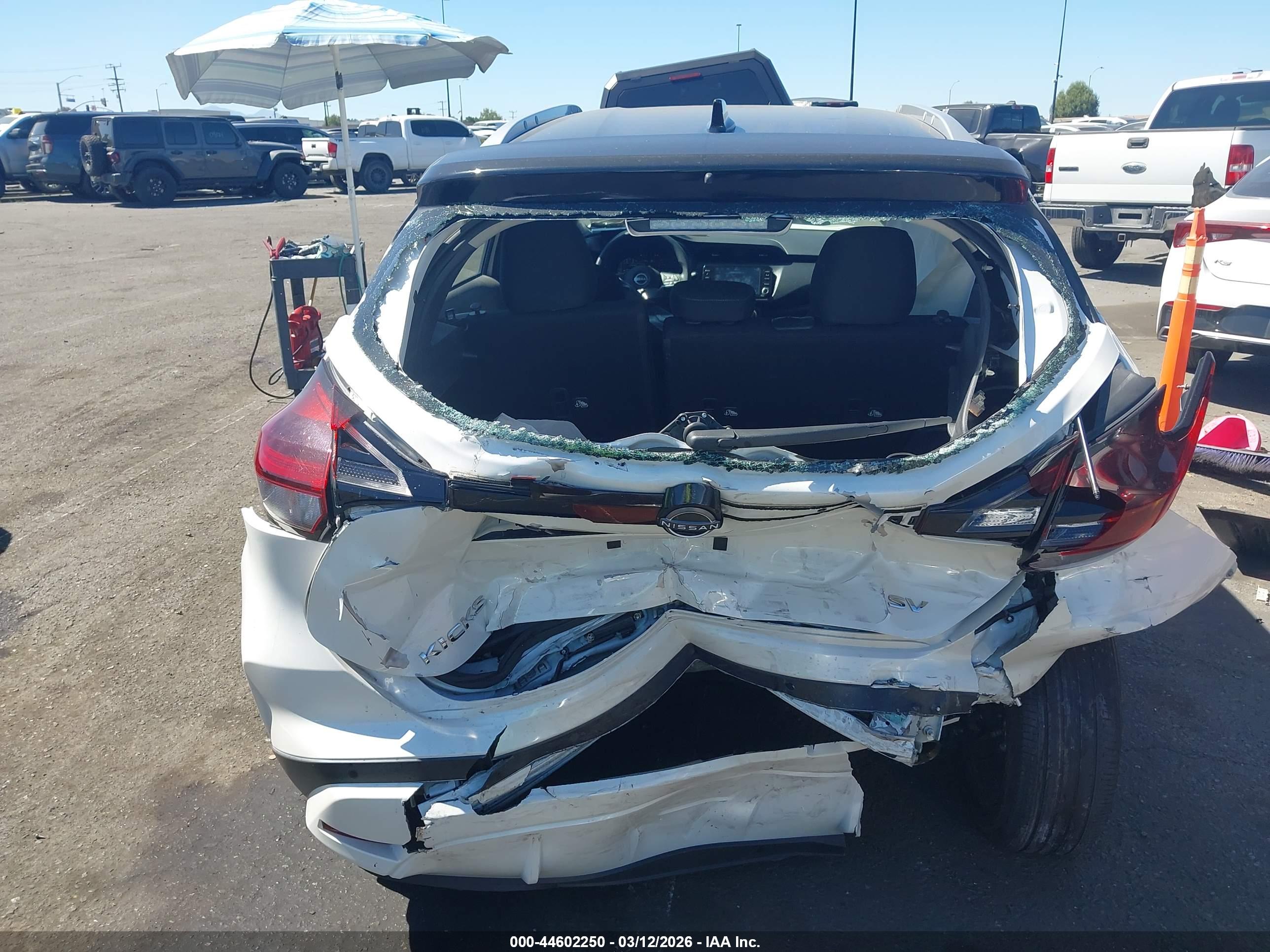 NISSAN KICKS image 6